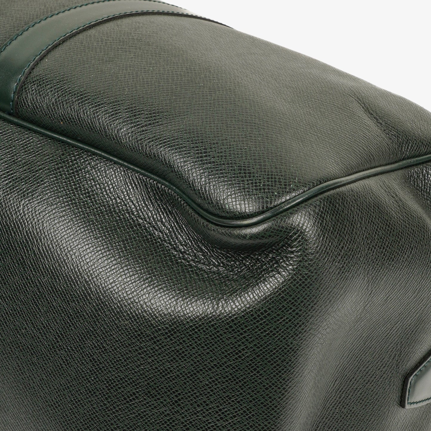 Louis Vuitton Kendall Epicea Green Taiga Leather Bag