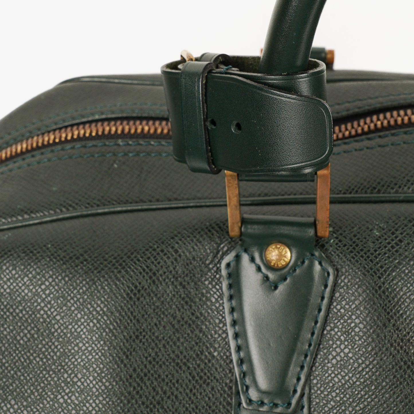 Louis Vuitton Kendall Epicea Green Taiga Leather Bag