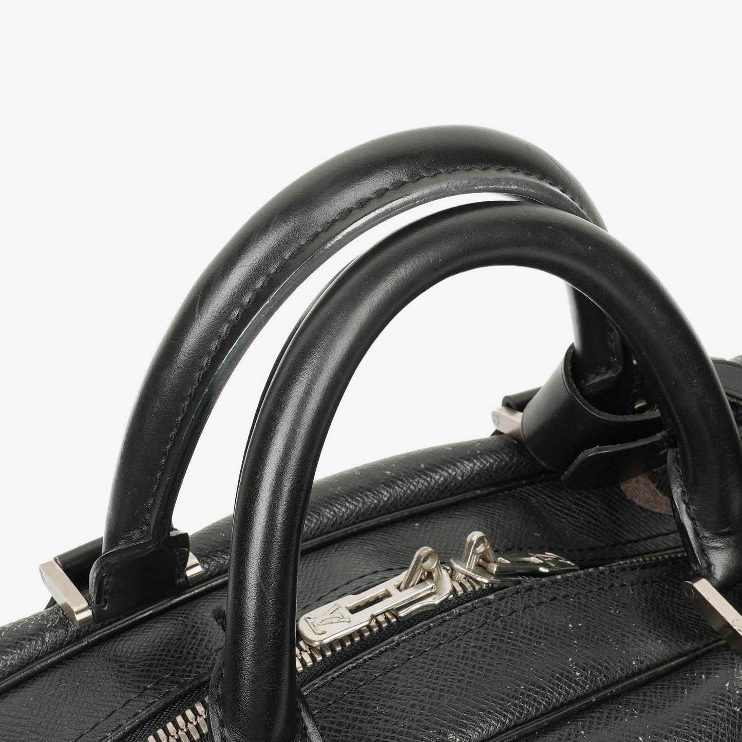 Louis Vuitton Grey Taiga Leather Kendall Keepall Bag