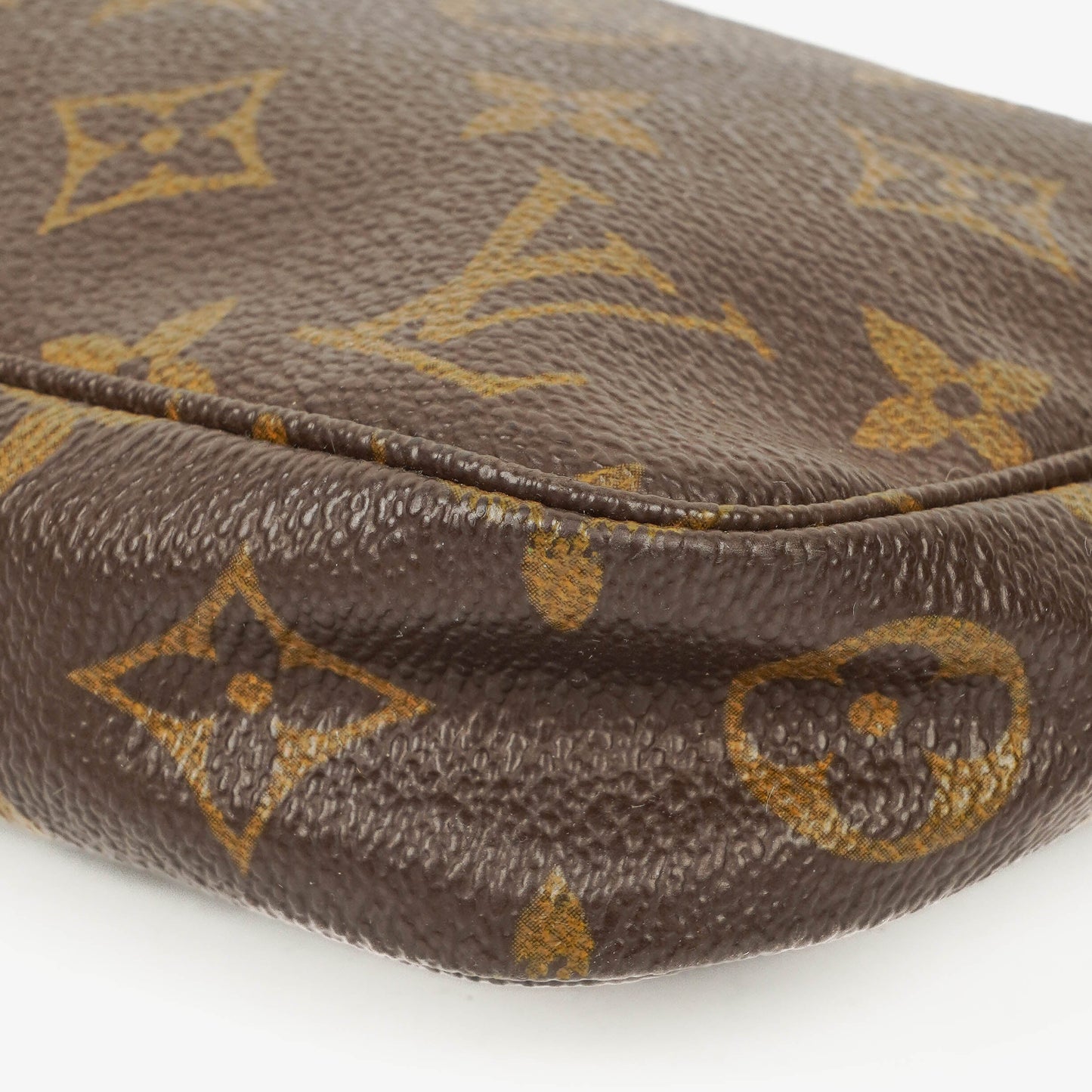 Louis Vuitton Pochette Accessoires Monogram Canvas Clutch Bag
