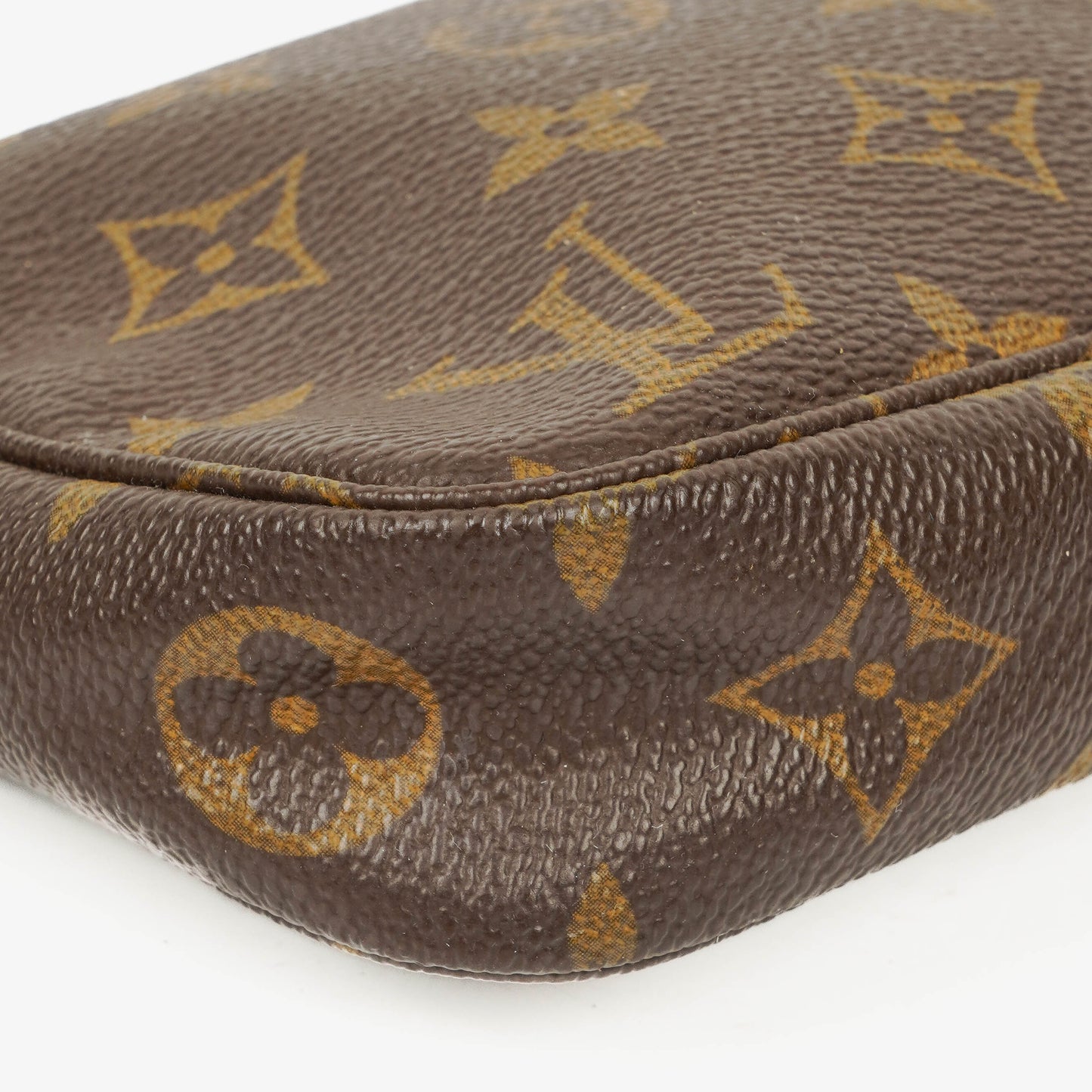 Louis Vuitton Pochette Accessoires Monogram Canvas Clutch Bag
