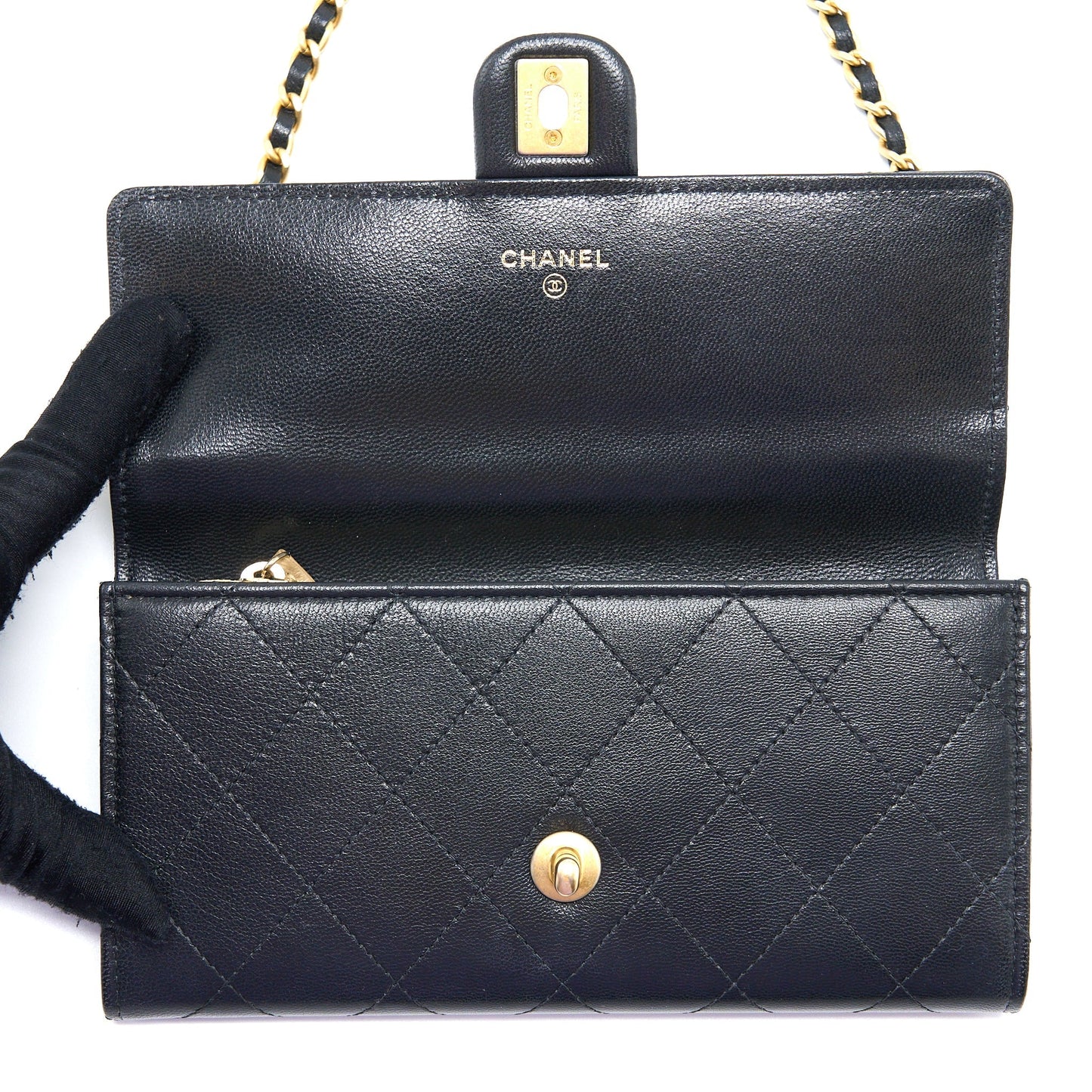 Chanel Pearl Flap Wallet on Chain Goatskin Black