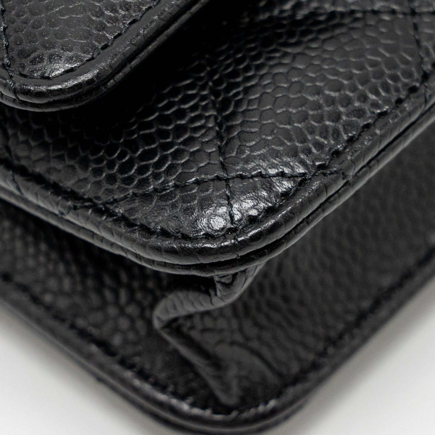 Chanel Classic Wallet on chain caviar black  (microchip)