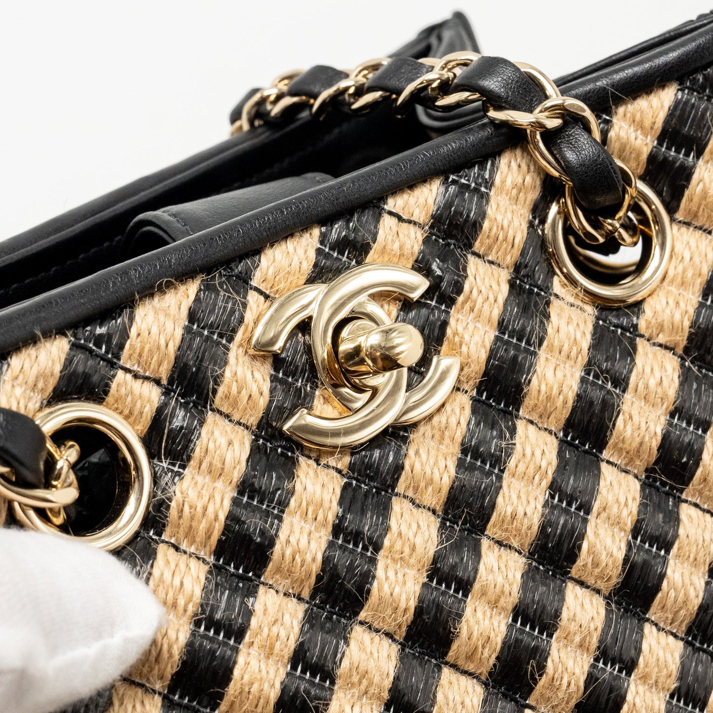 Chanel Urban Jungle Bucket Bag Raffia/Leather Black/Beige L
