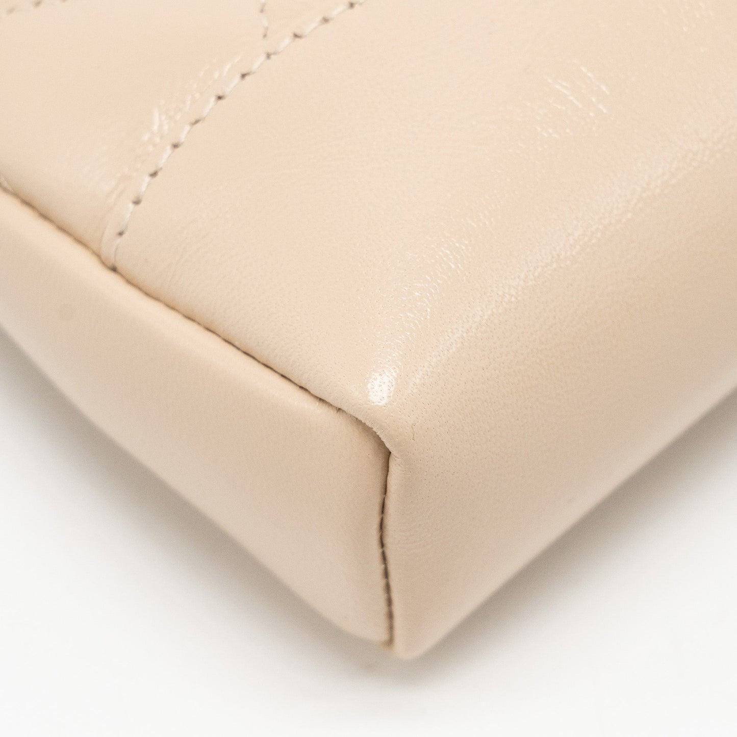 Chanel Mini 31 clutch with chain shiny lambskin light beige L ( microchip)