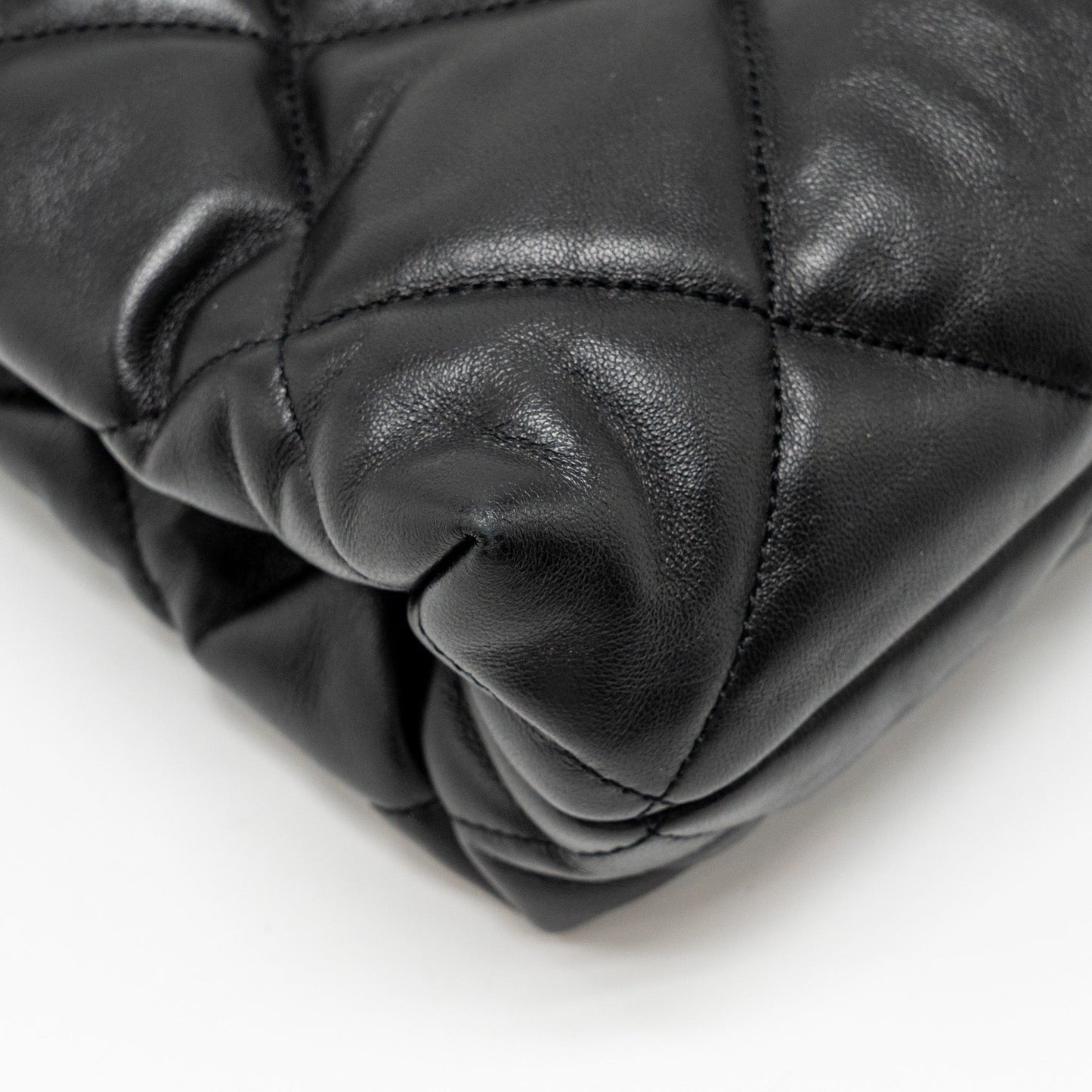 Chanel quilted double chain shoulder bag Lambskin black  (micochip)