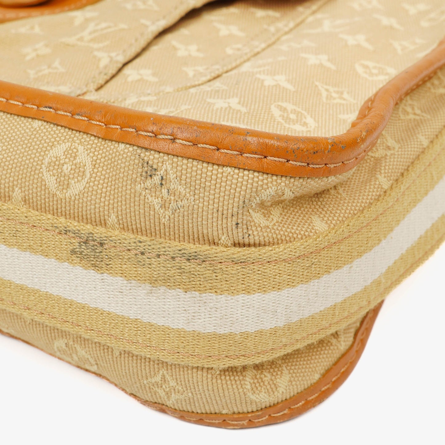 Louis Vuitton Besace Mary Kate Mini Monogram Beige Shoulder Bag