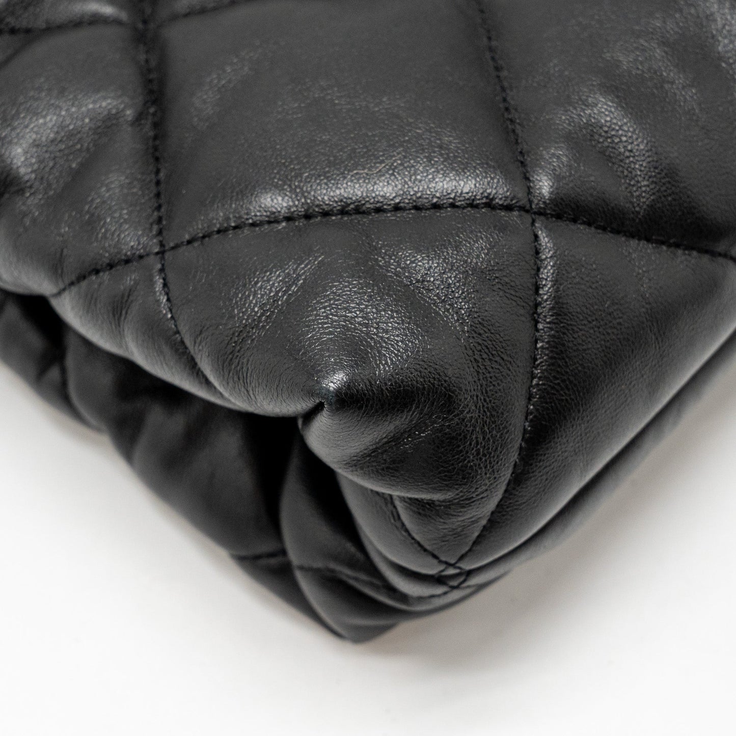 Chanel quilted double chain shoulder bag Lambskin black  (micochip)