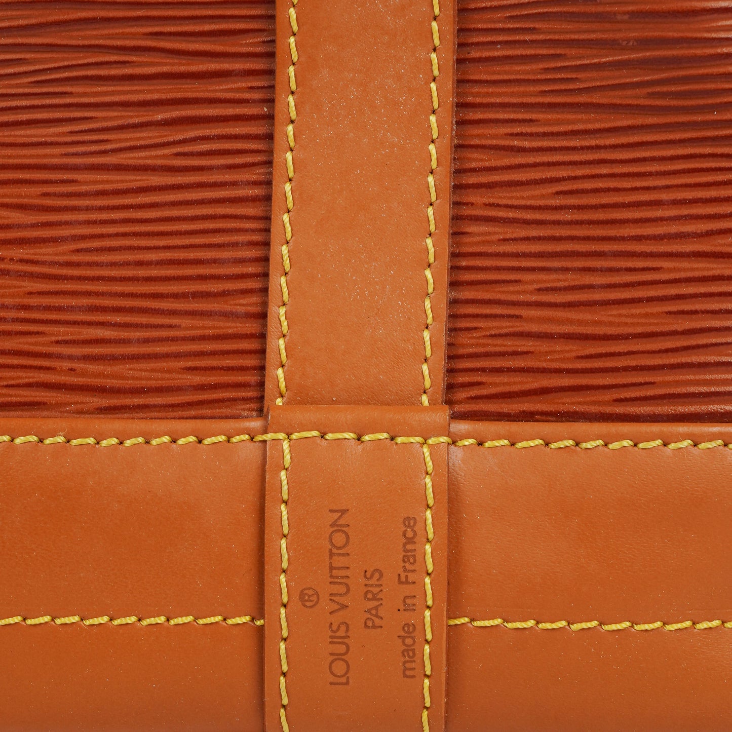 Louis Vuitton Noe Grande Bi - Colour EPI Leather Shoulder Bag