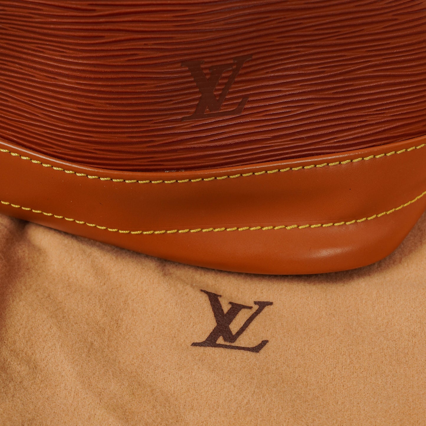 Louis Vuitton Noe Grande Bi - Colour EPI Leather Shoulder Bag