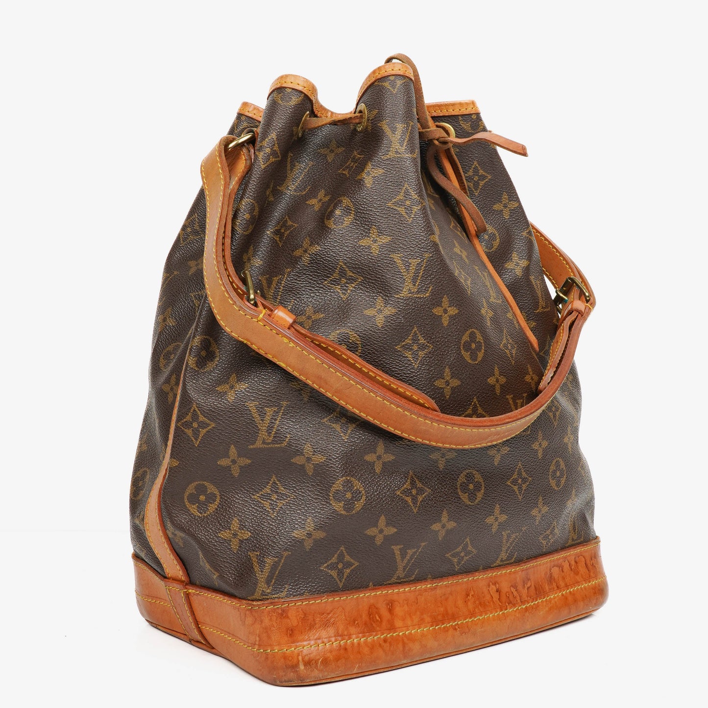 Louis Vuitton Noe GM Monogram Canvas Shoulder Bag