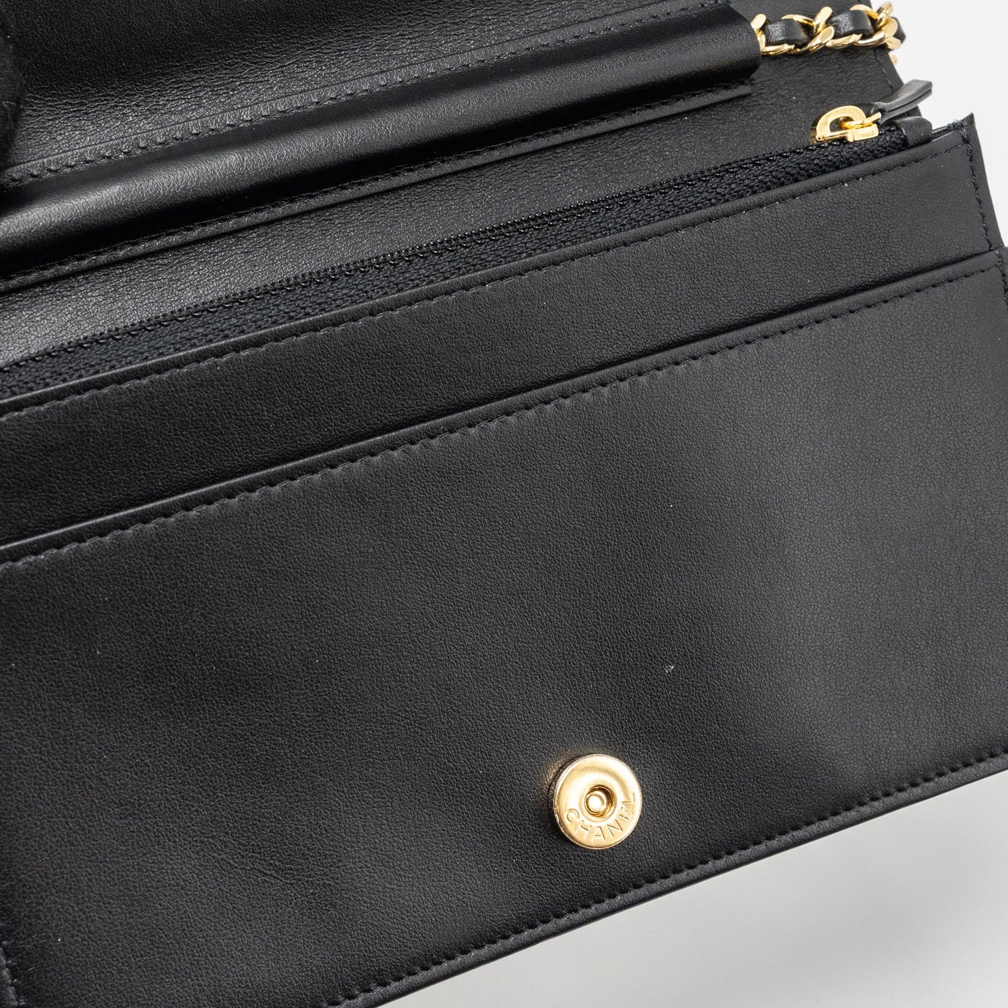 Chanel Quilted Wallet on Chain Shiny Calfskin Black  (Microchip)