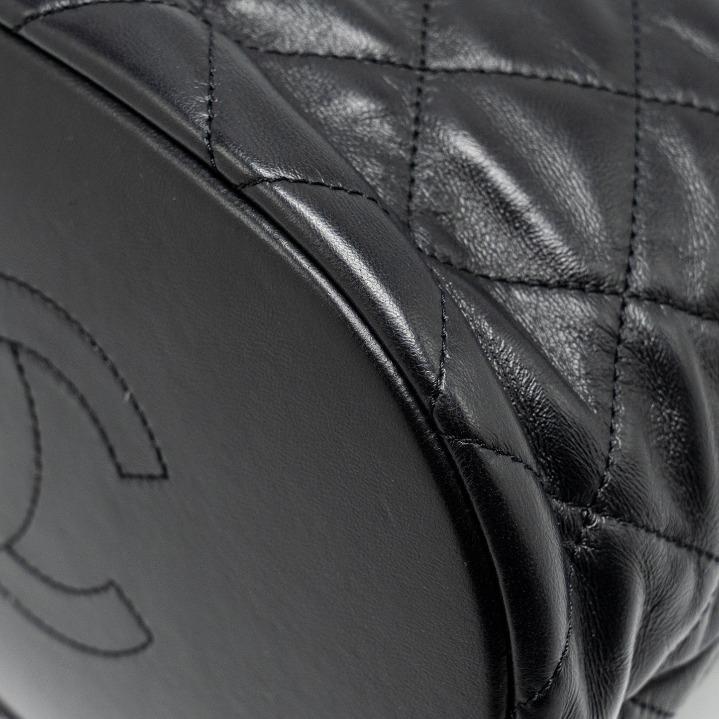 Chanel 22p Drawstring Bucket Bag Lambskin Black  (Microchip)