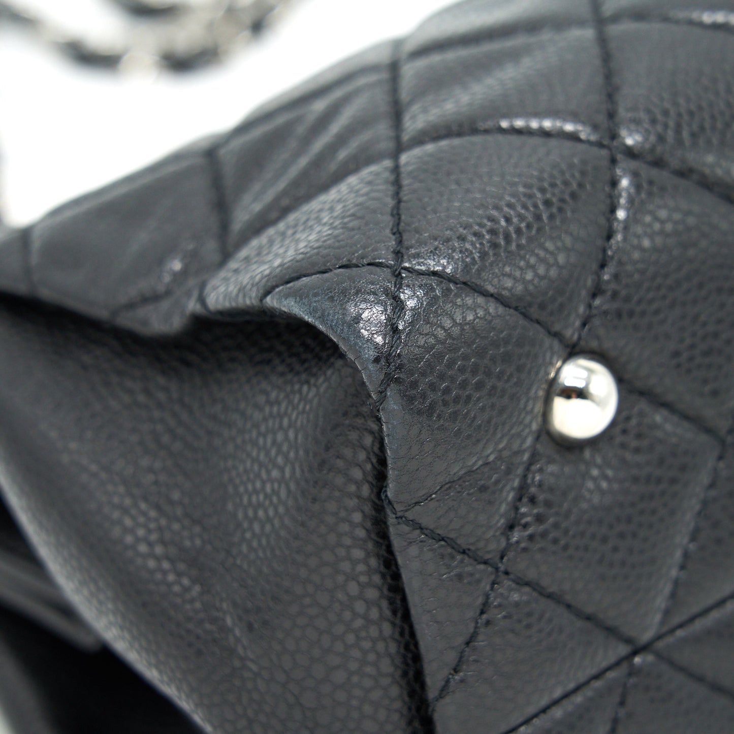 CHANEL QUILTED LEATHER TOTE BAG WITH CHAIN IN CARVIAR BLACK