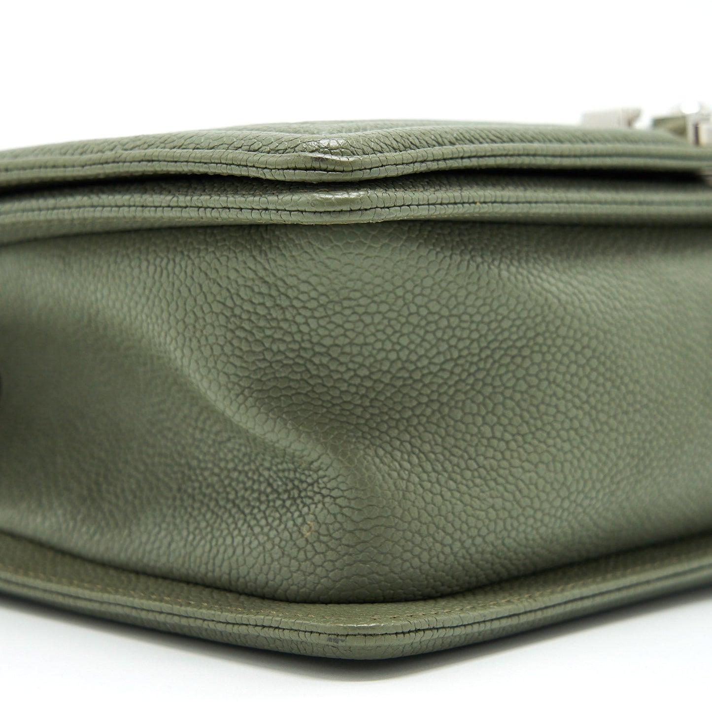 Chanel Medium Boy Bag Caviar Light Green L