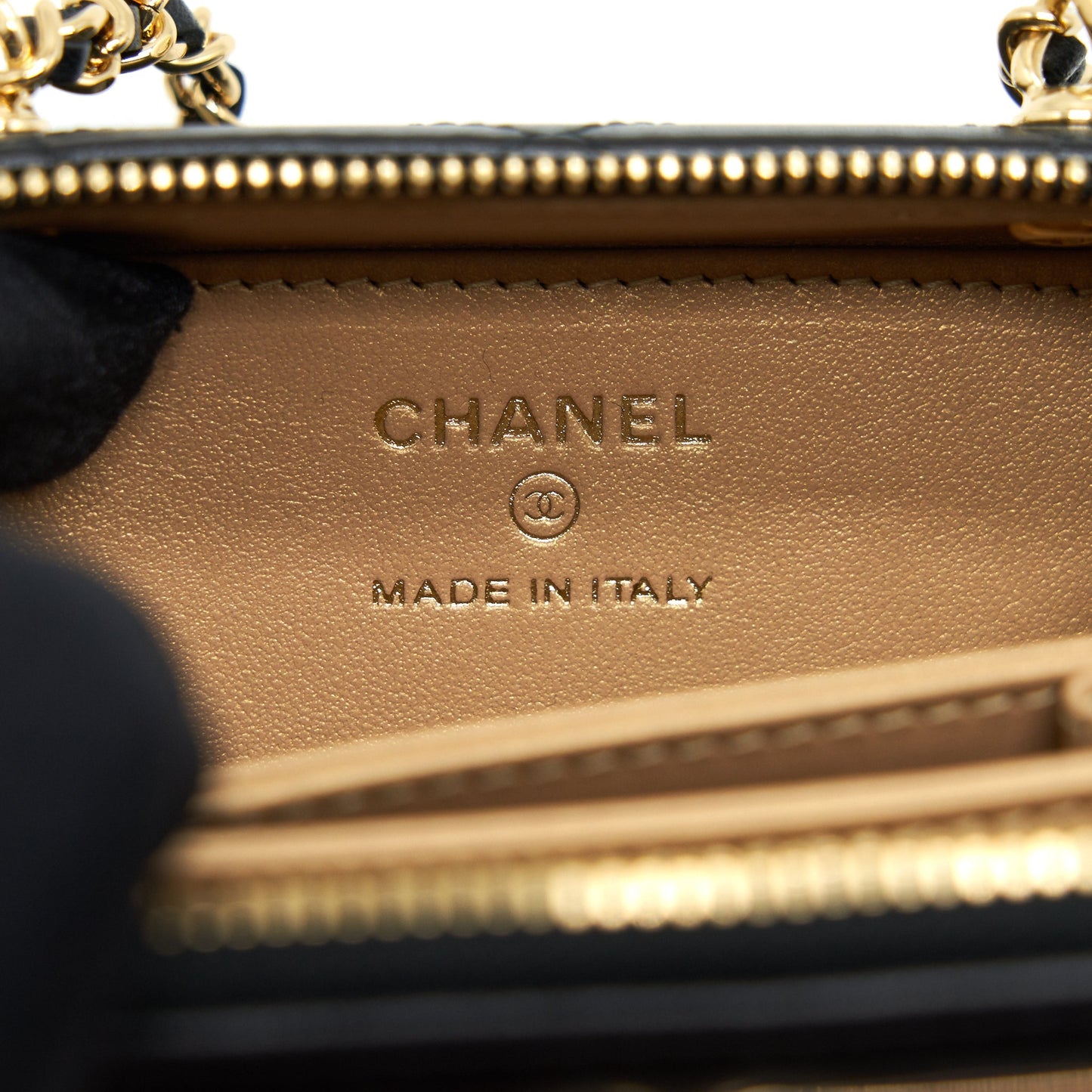 Chanel 21K Mini Clutch With Chain Black