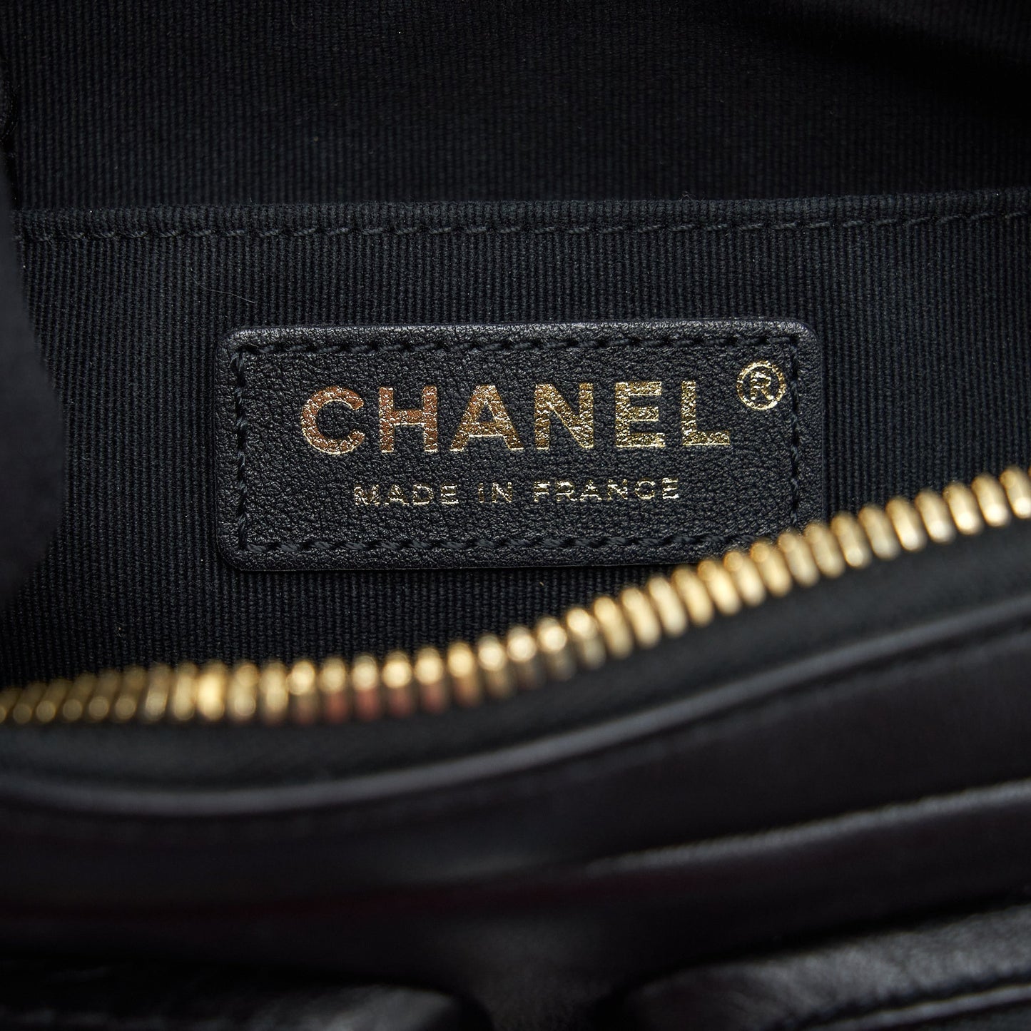 Chanel 22C Camera Bag Calfskin Black (Microchip)