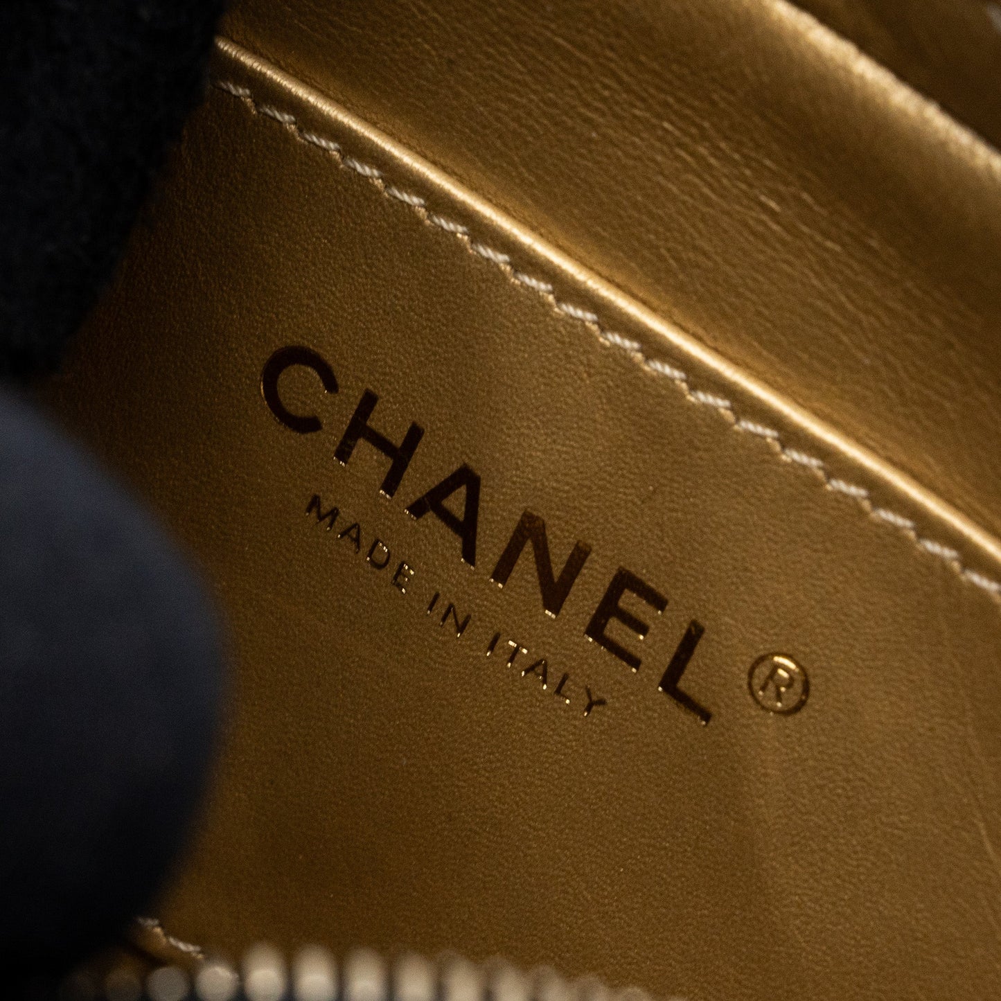 Chanel pearl crush camera bag lambskin black  (microchip)