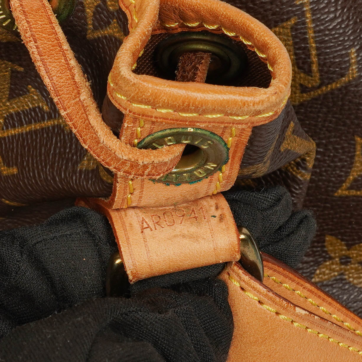 Louis Vuitton Noe GM Monogram Canvas Shoulder Bag
