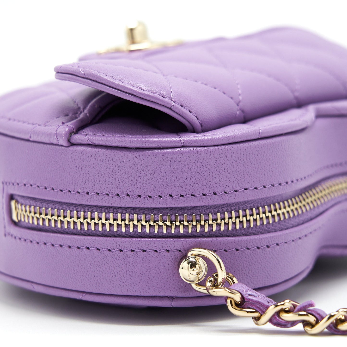Chanel 22S Small Heart Bag Lambskin Purple L