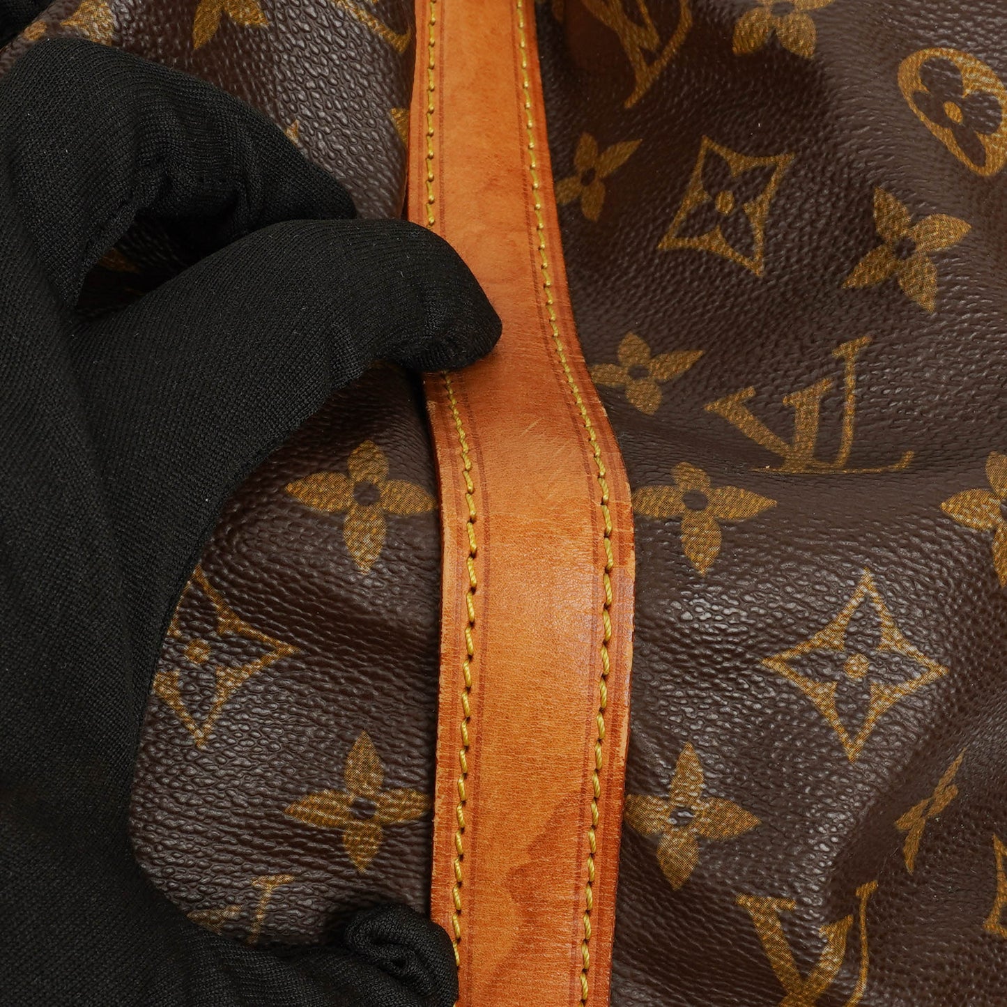 Louis Vuitton Noe GM Monogram Canvas Shoulder Bag