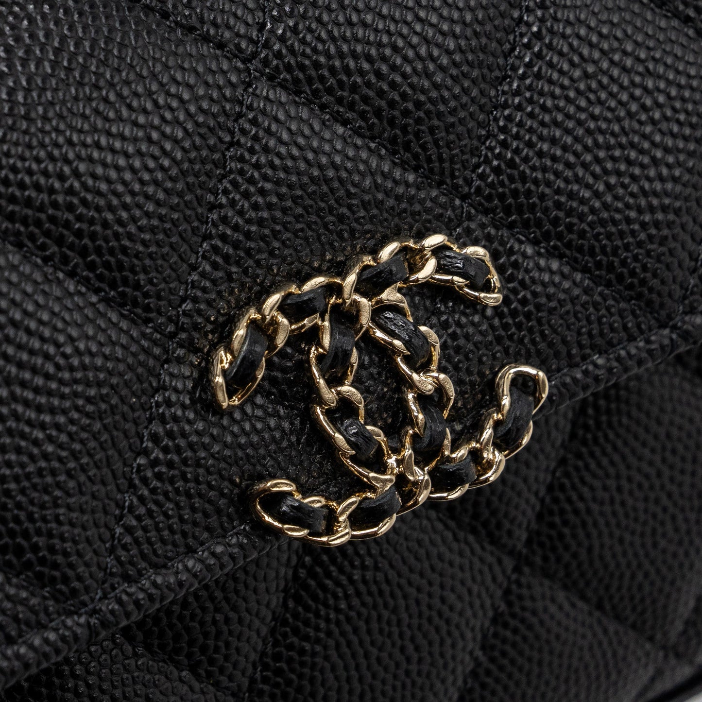 Chanel top handle mini flap bag with chain caviar black L (microchip)