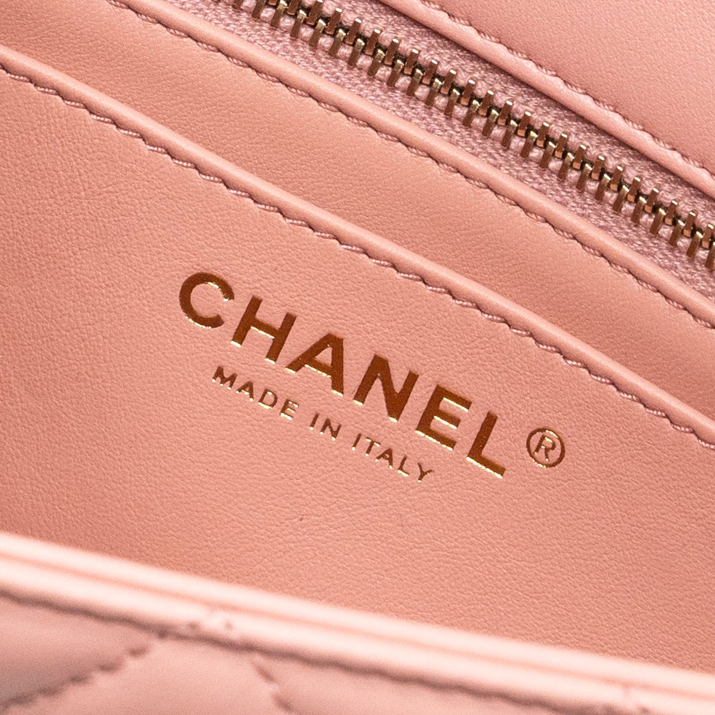 Chanel Pearl Crush mini Rectangular flap bag lambskin pink  (Microchip)