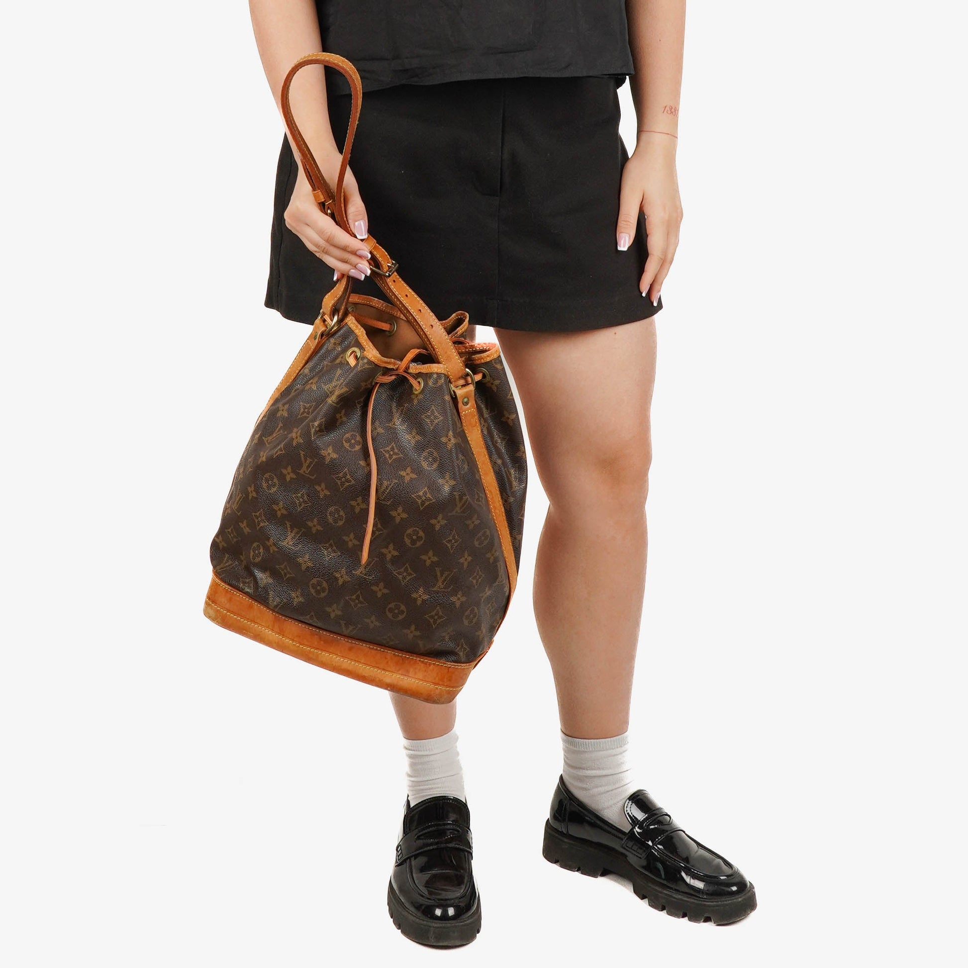 Louis Vuitton Noe GM Monogram Canvas Shoulder Bag