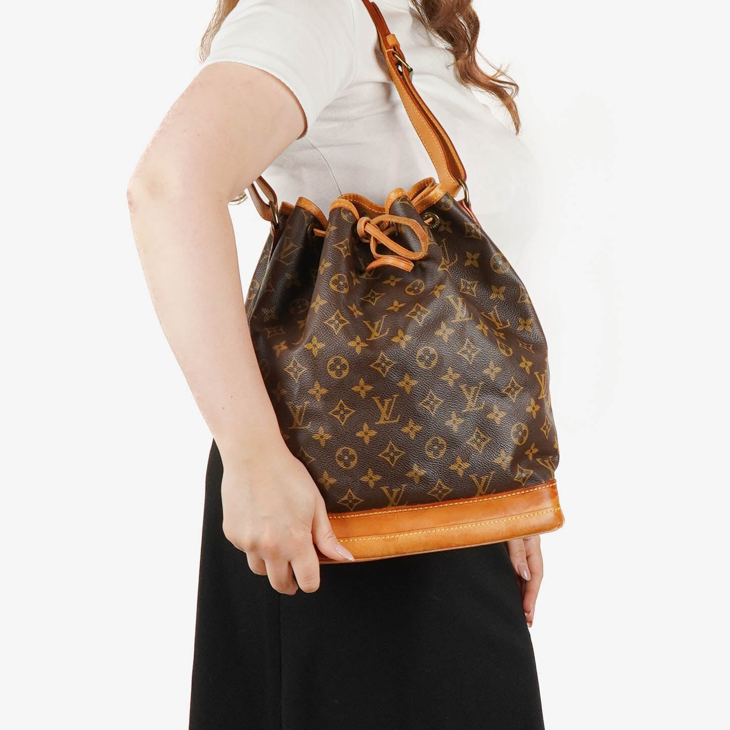 Louis Vuitton Noe GM Monogram Canvas Shoulder Bag
