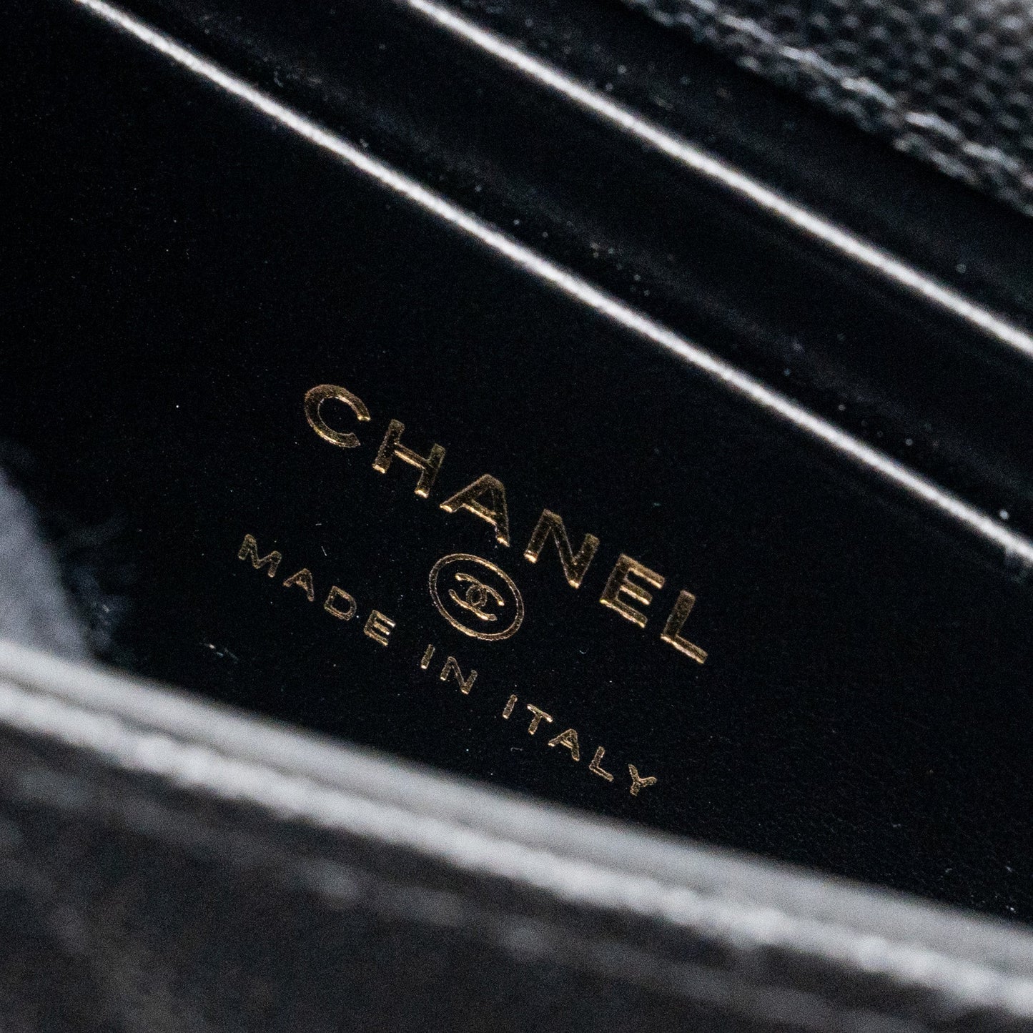 Chanel top handle mini flap bag with chain caviar black L (microchip)