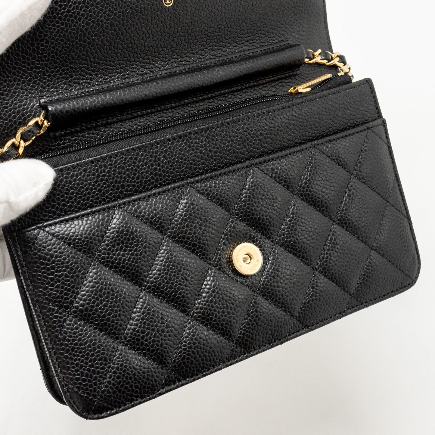 Chanel Classic Wallet on chain caviar black  (microchip)