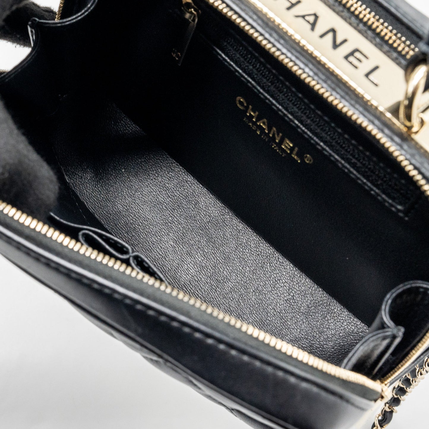 Chanel trendy cc top handle vanity bag lambskin black