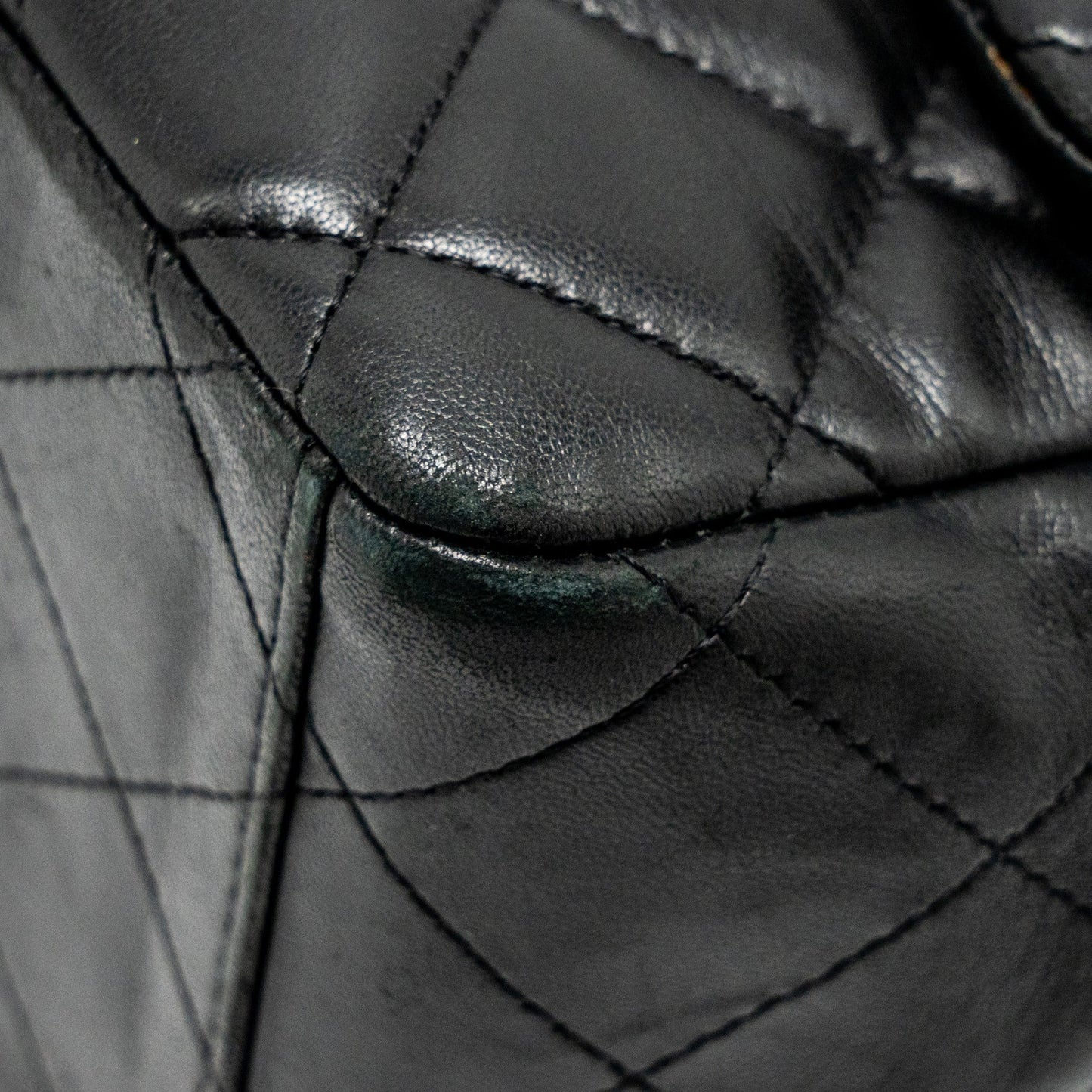 Chanel maxi classic single flap bag lambskin black