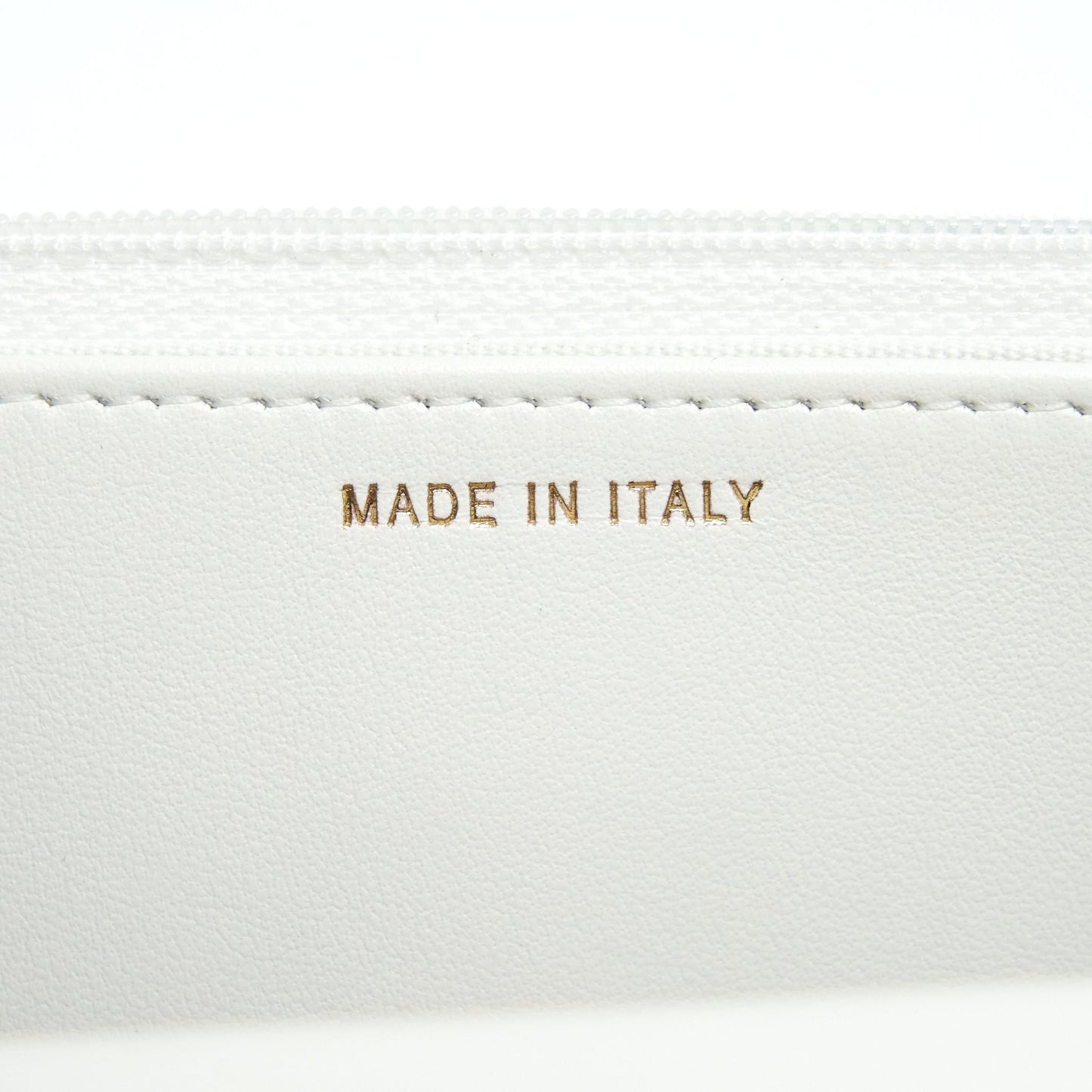Chanel 22s Logo Top Handle Wallet On Chain Caviar White