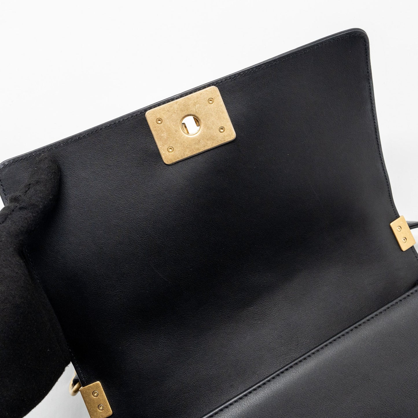 Chanel medium boy bag smooth calfskin black