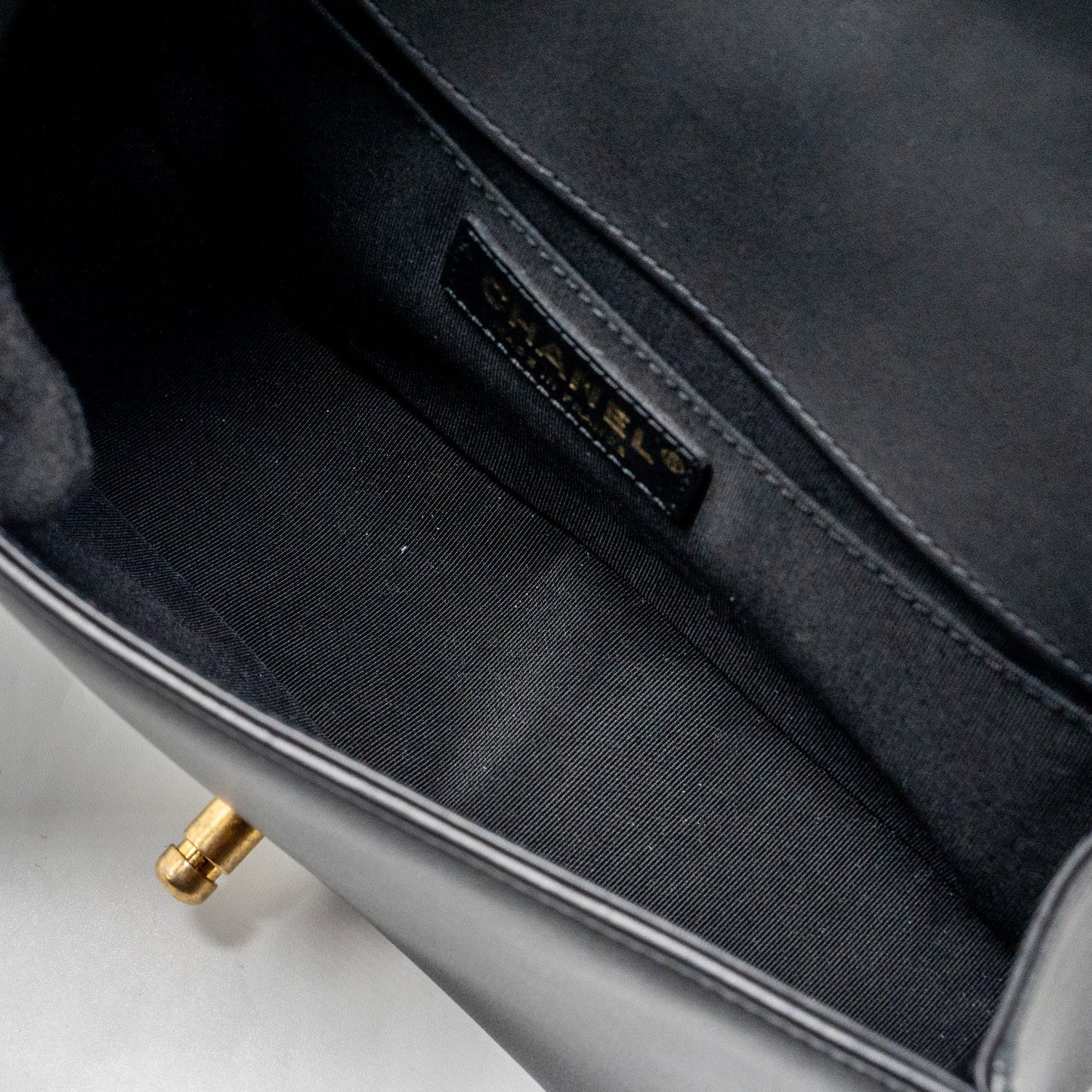 Chanel medium boy bag smooth calfskin black