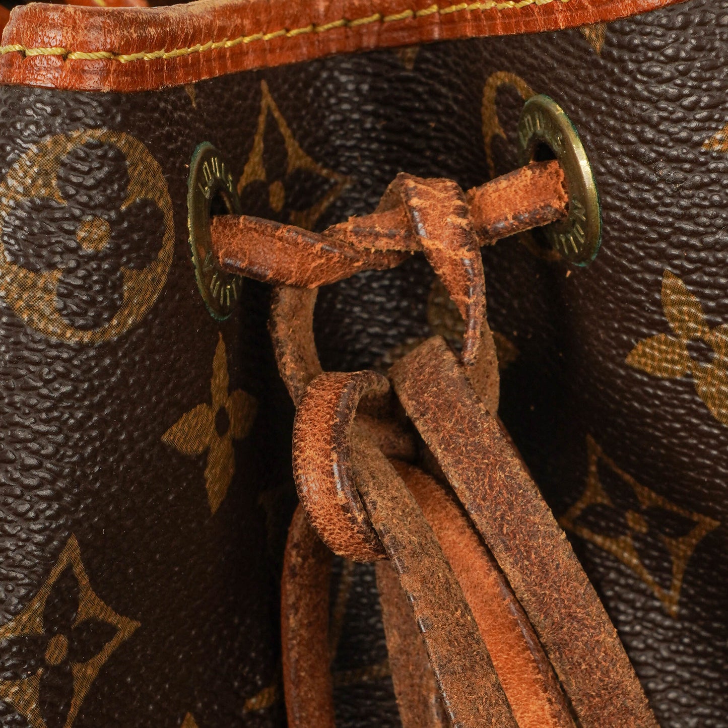 Louis Vuitton Noe Grande GM Monogram Canvas Shoulder Bag