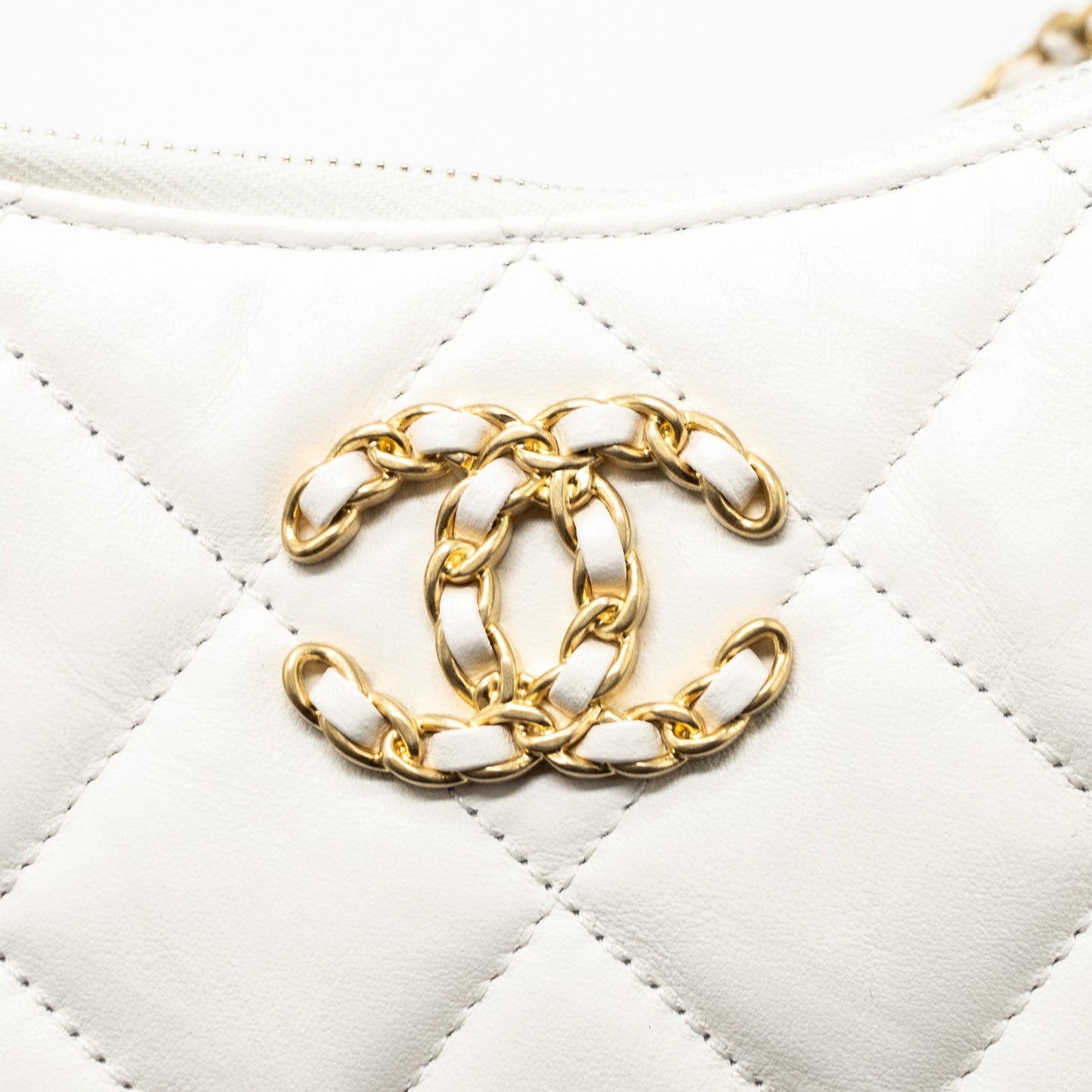 Chanel 23k Hobo Bag Calfskin White  (microchip)
