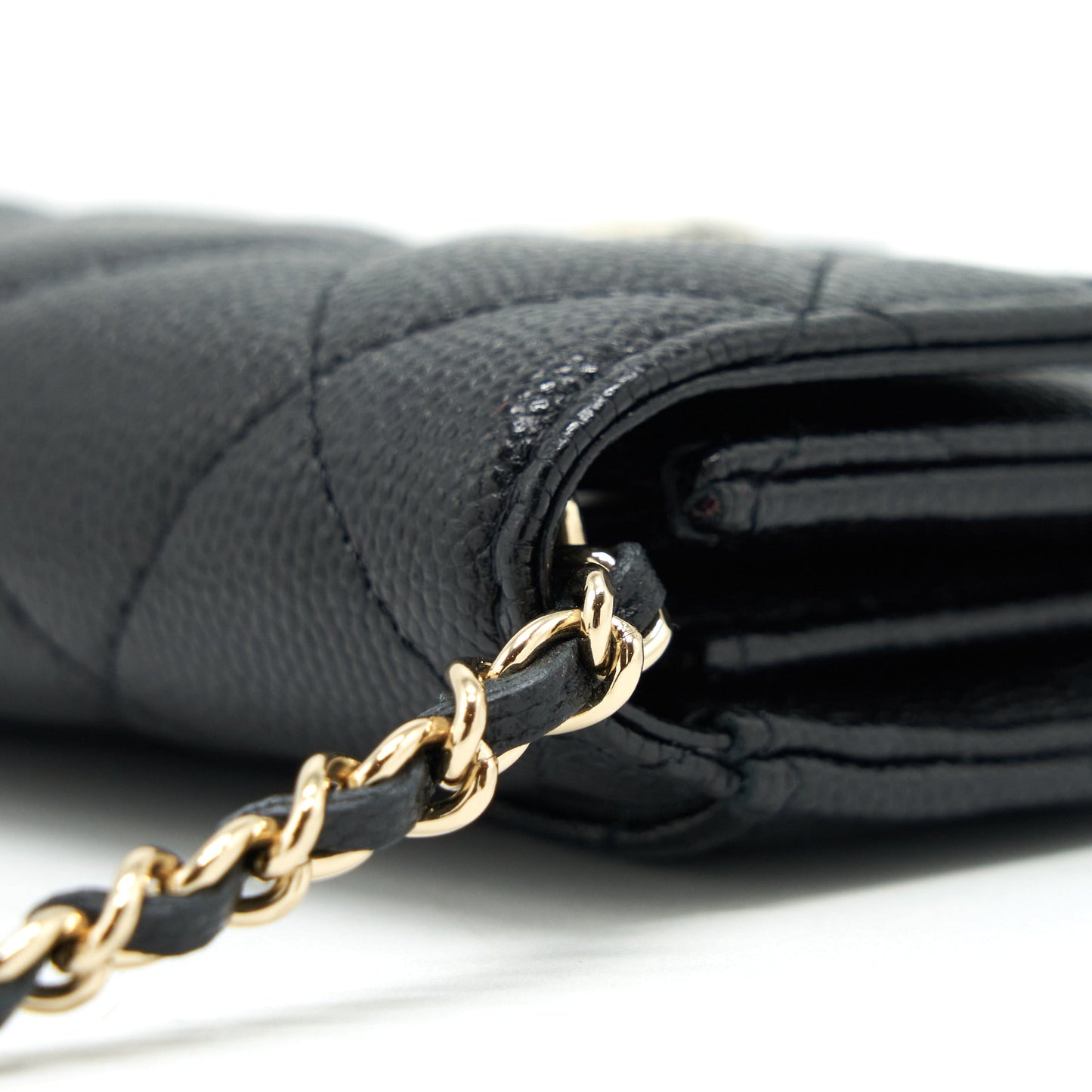 Chanel Classic Card holder with Chain Caviar black L