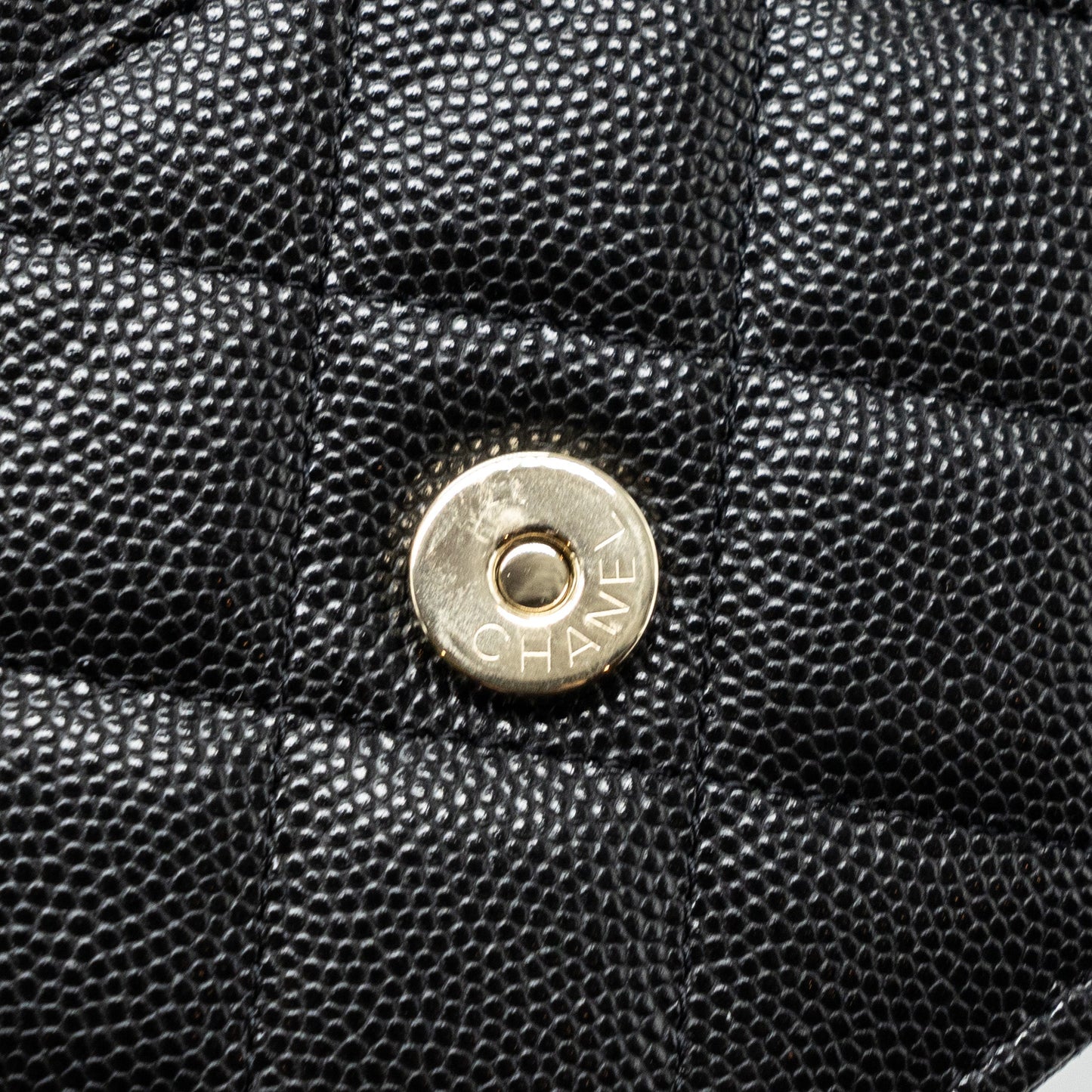 Chanel 23k Detailed CC Logo Wallet On Chain Caviar Black L (microchip)