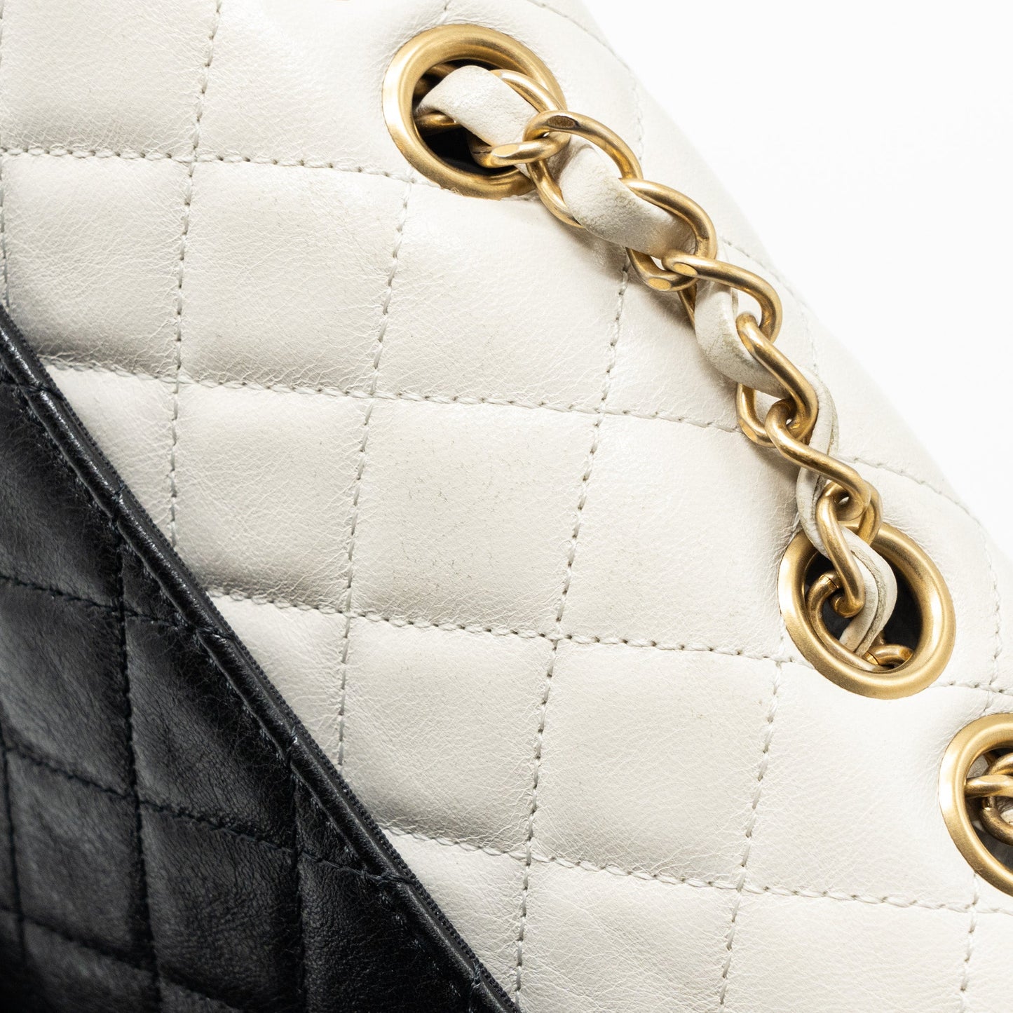 Chanel Quilted Flap Bag Lambskin White/ Black