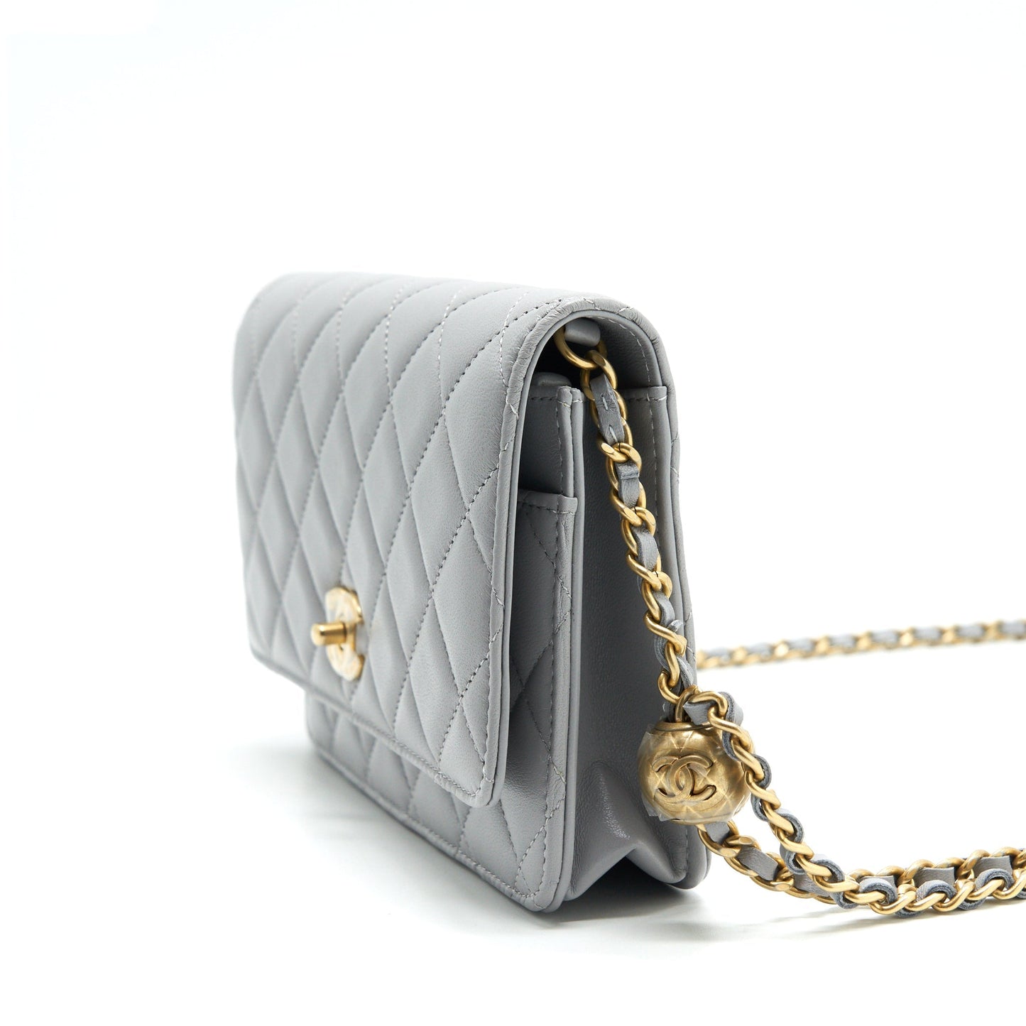 Chanel 21B Pearl Crush Wallet On Chain Grey