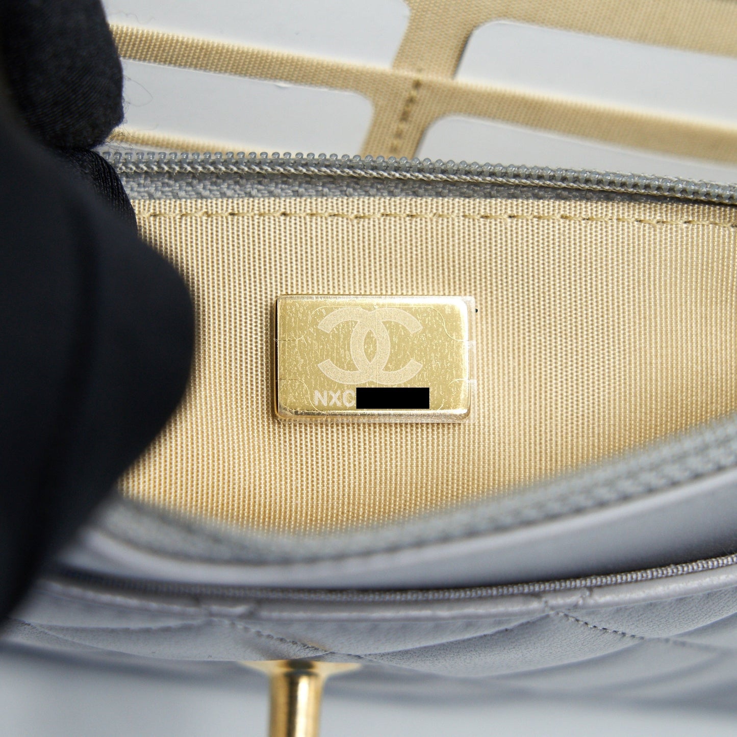 Chanel 21B Pearl Crush Wallet On Chain Grey