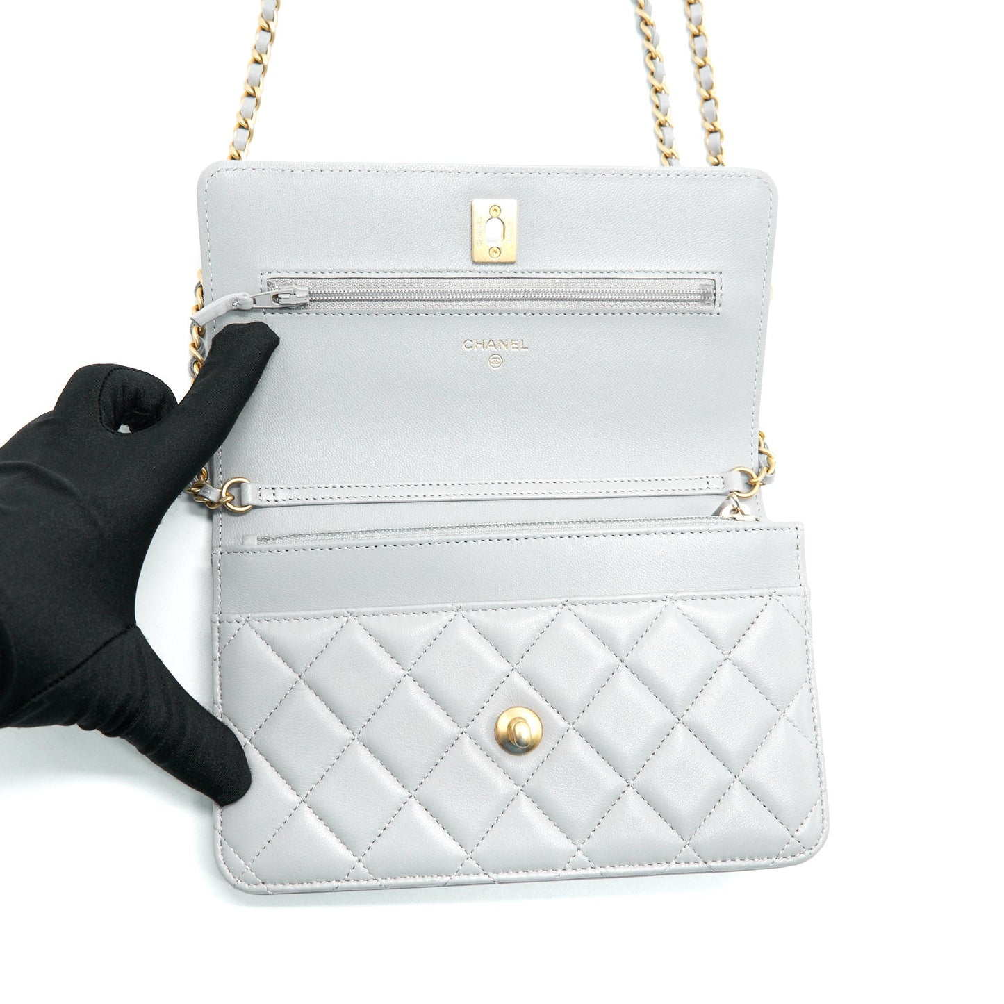 Chanel 21B Pearl Crush Wallet On Chain Grey