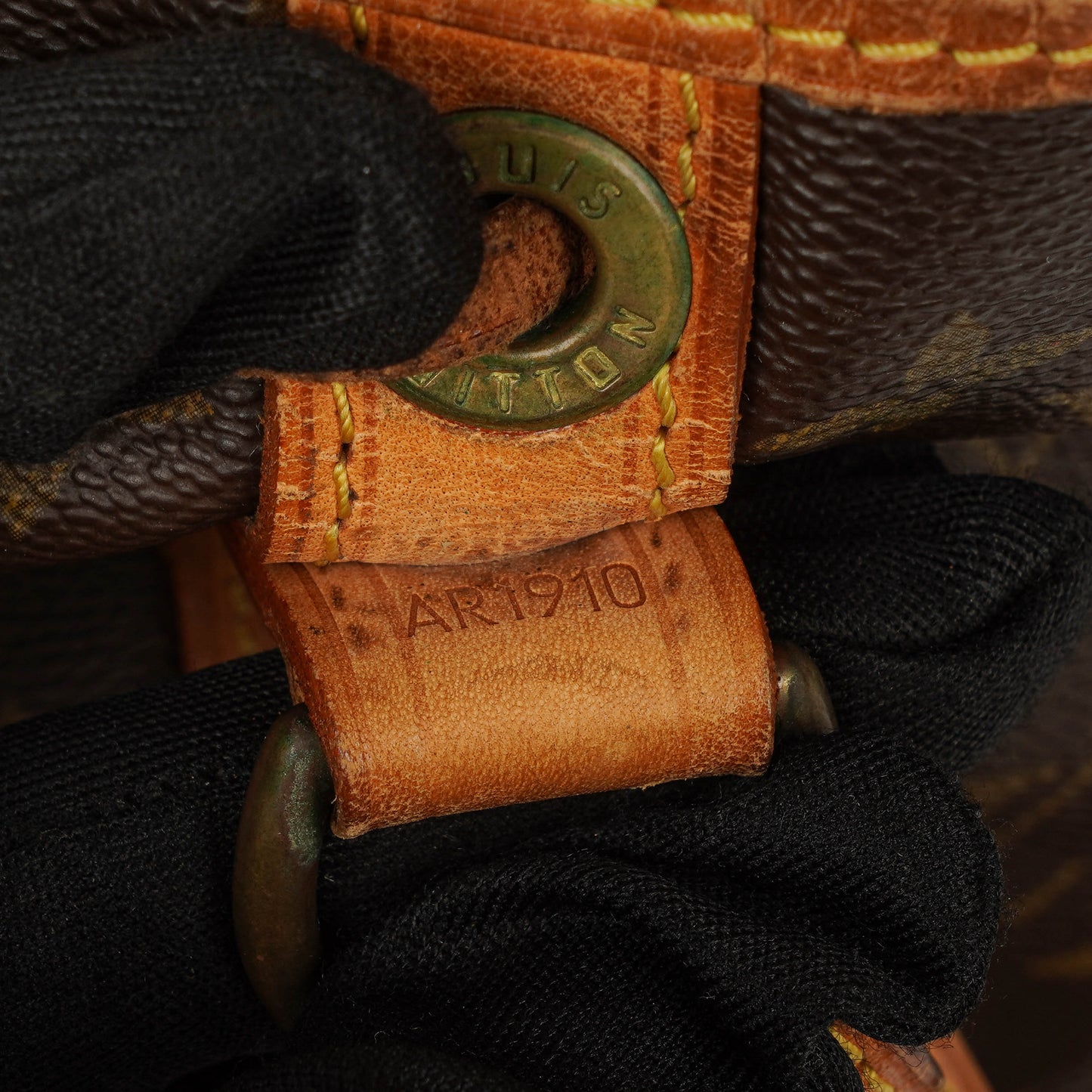 Louis Vuitton Noe Grande GM Monogram Canvas Shoulder Bag