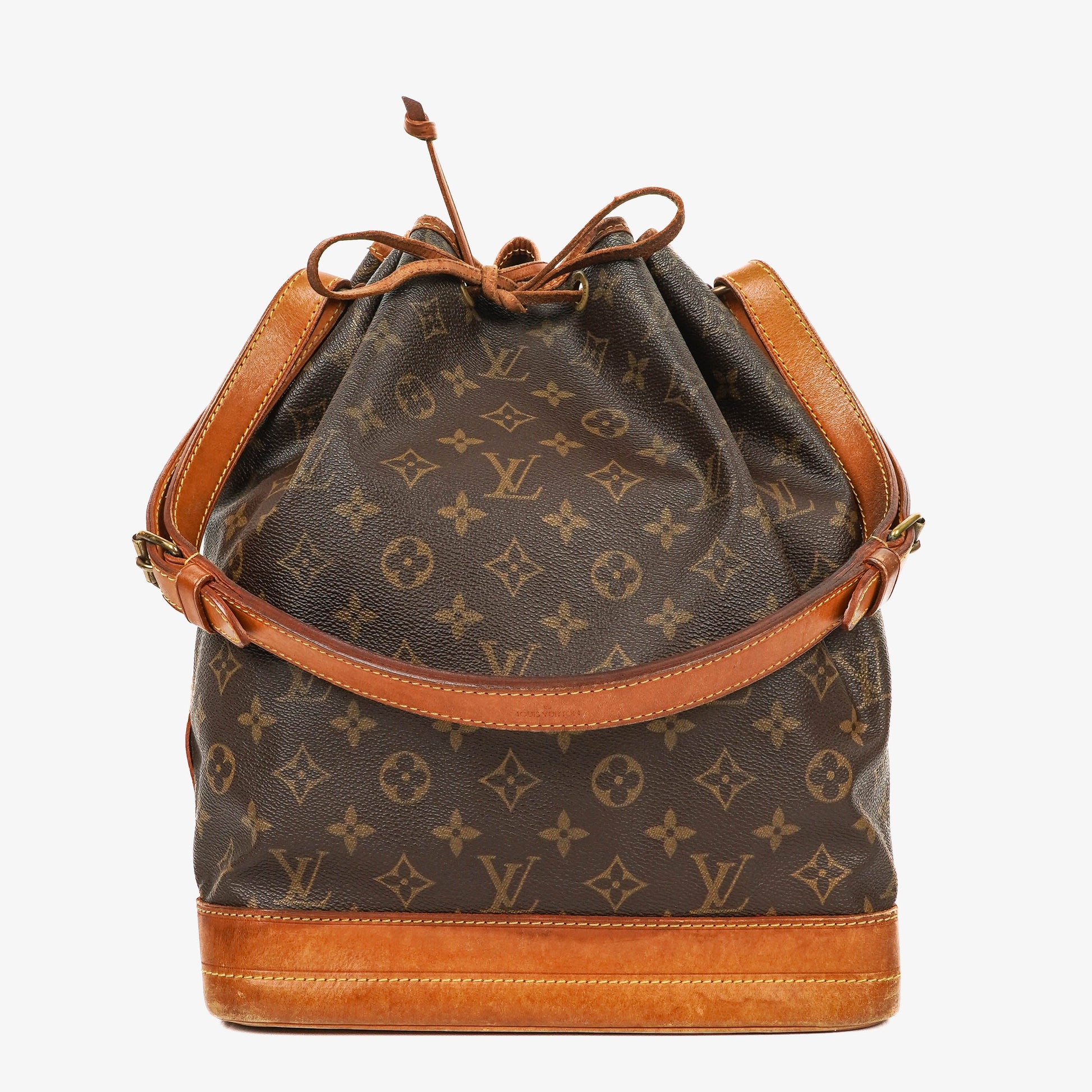 Louis Vuitton Noe Grande GM Monogram Canvas Shoulder Bag