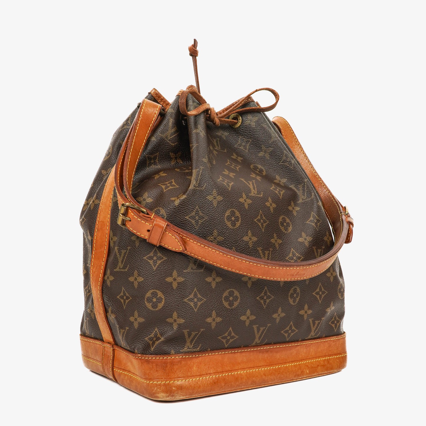 Louis Vuitton Noe Grande GM Monogram Canvas Shoulder Bag