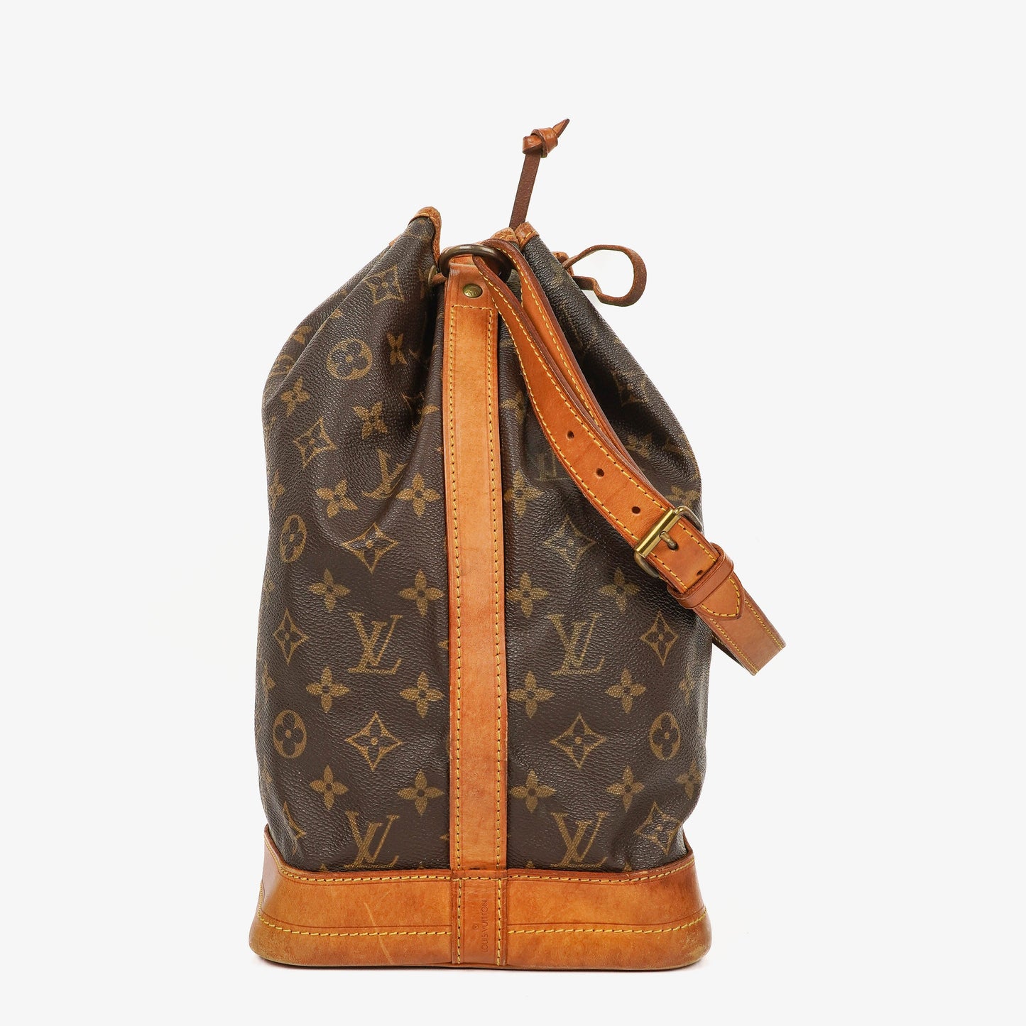 Louis Vuitton Noe Grande GM Monogram Canvas Shoulder Bag