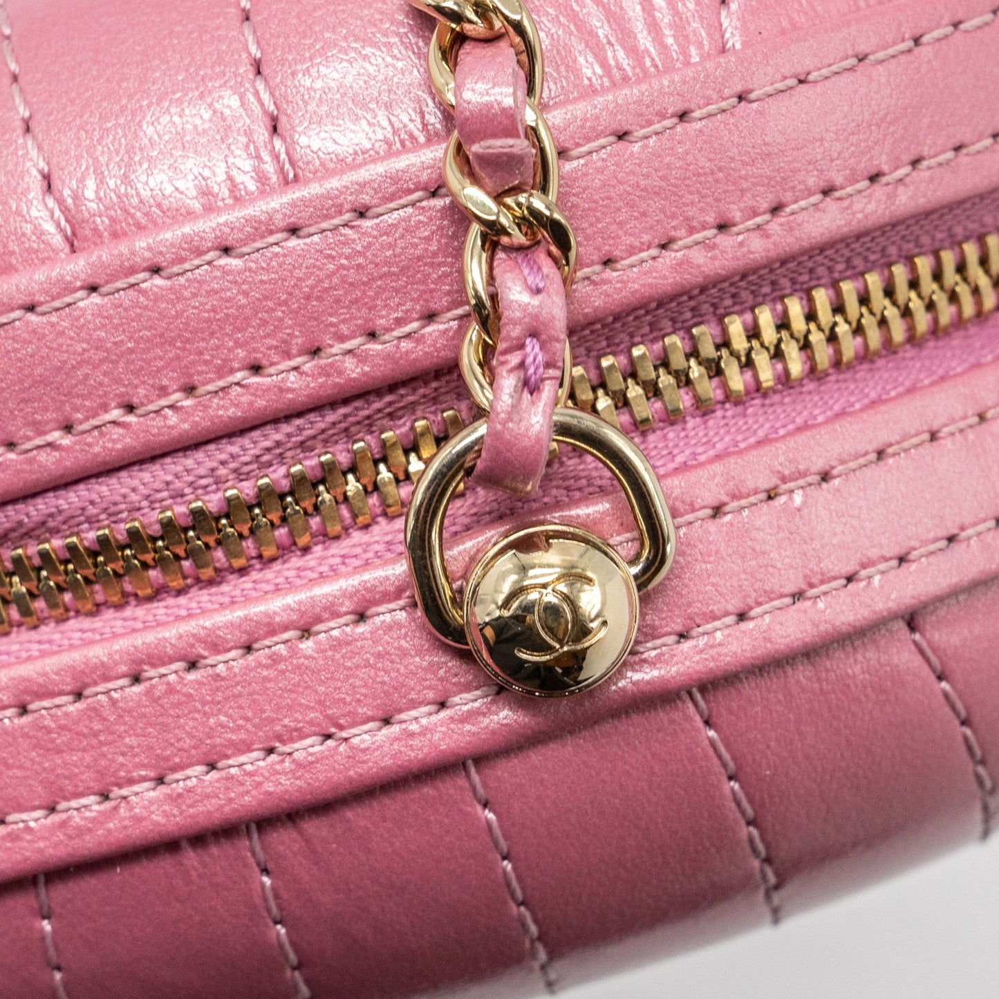 Chanel Oval Chevron Bag Lambskin Pink L