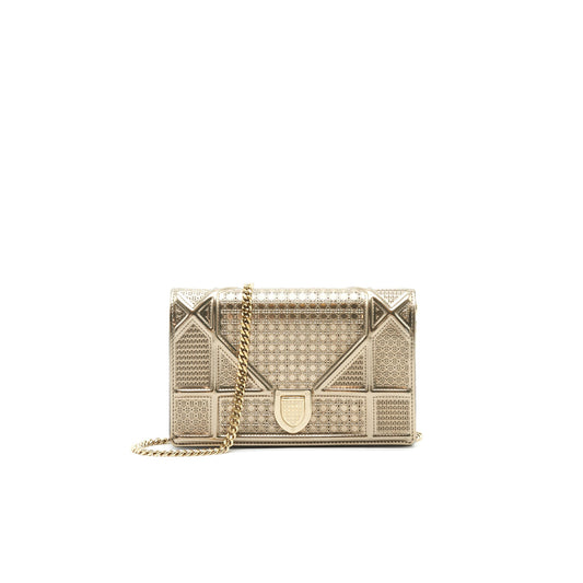 Dior Diorama Wallet on Chain metallic Gold with